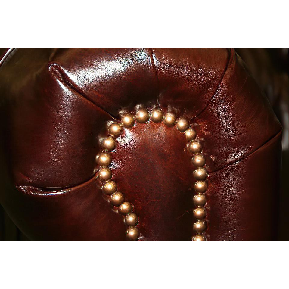 Divano Chesterfield classico personalizzato in vendita 5