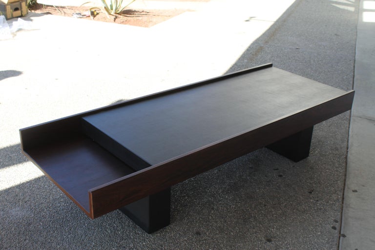 Custom Coffee Table In Good Condition For Sale In Palm Springs, CA