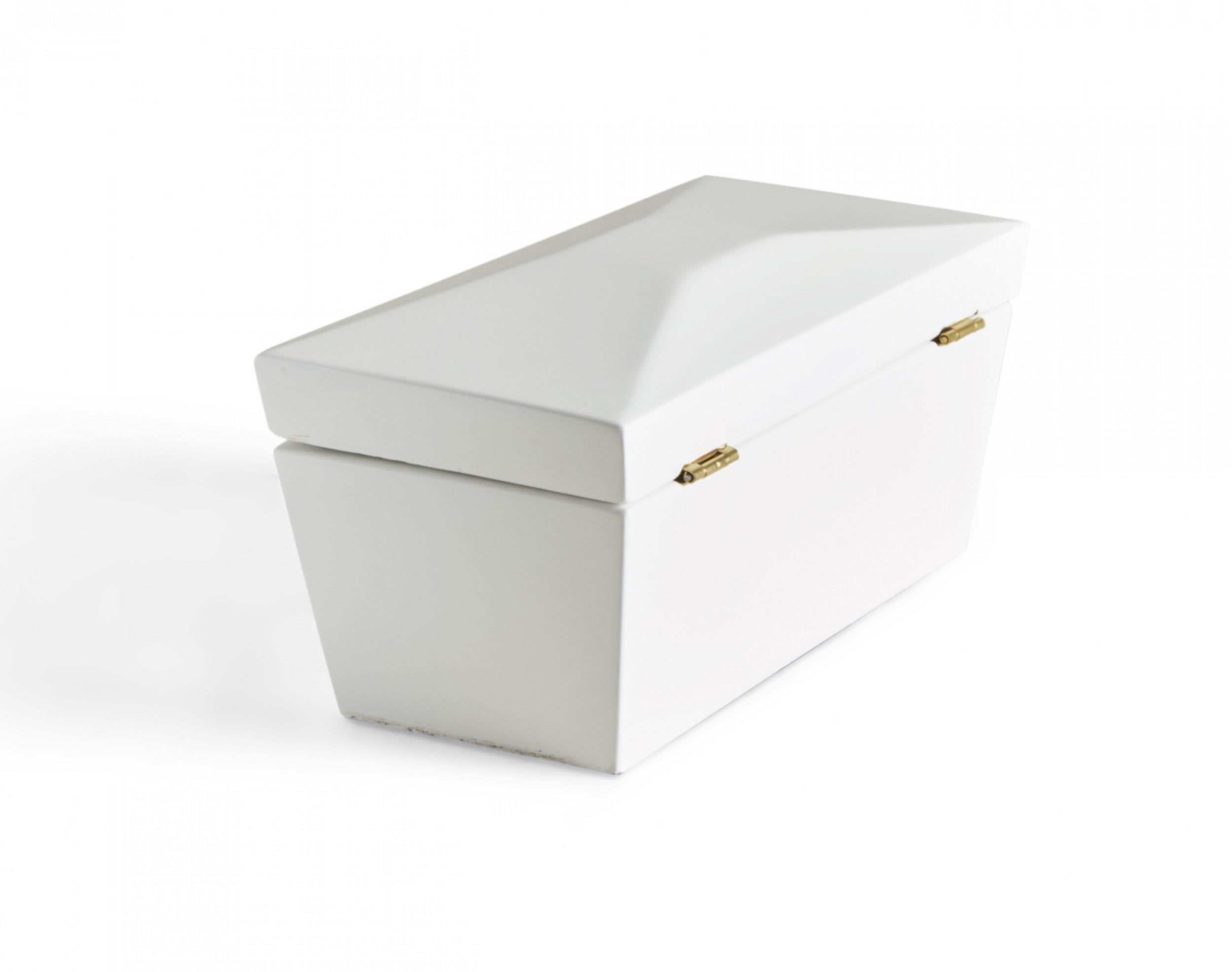 white lacquered box