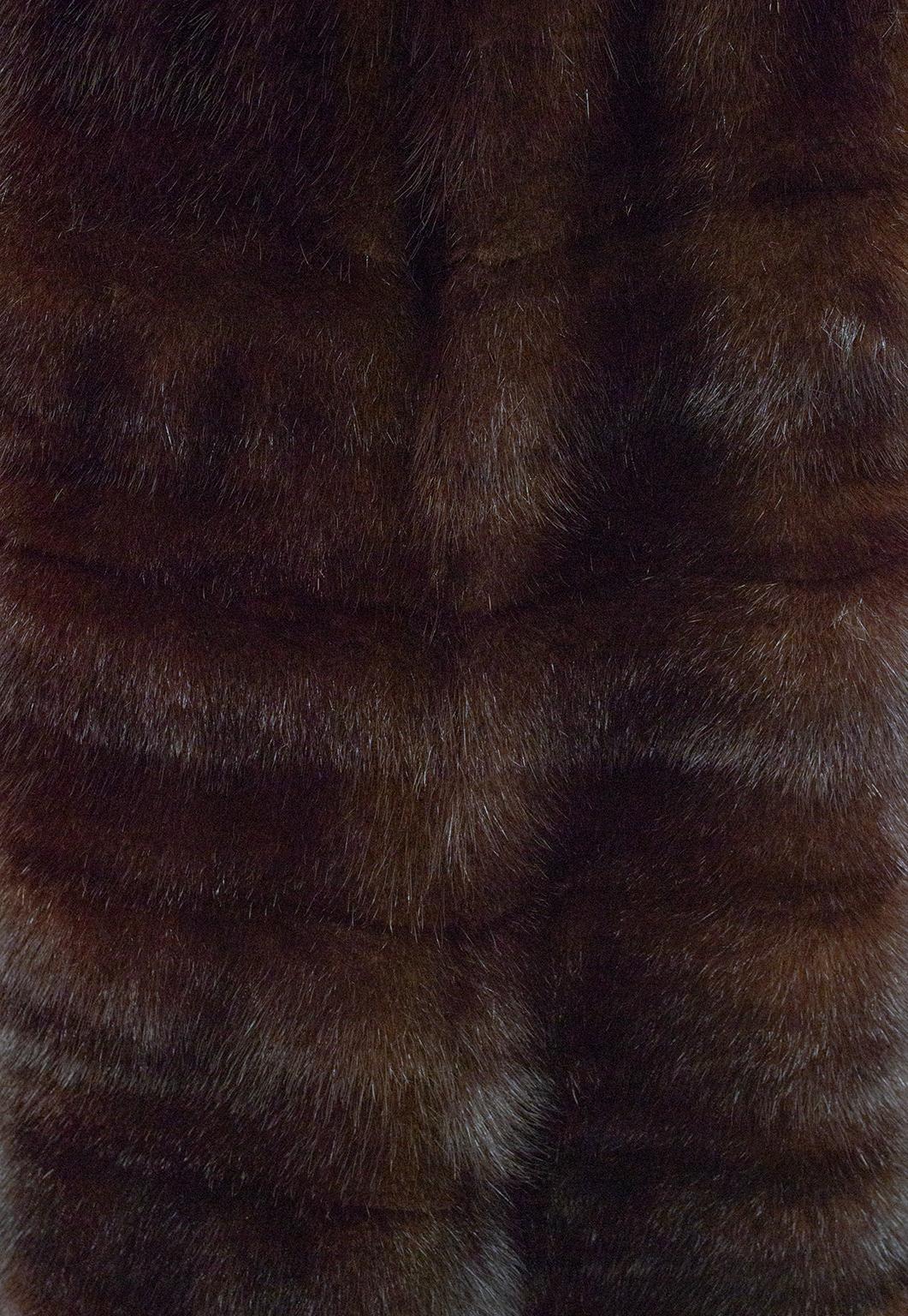 Custom Convertible Length Brown-Black Horizontal Ranch Mink Coat – S, 1971 For Sale 14