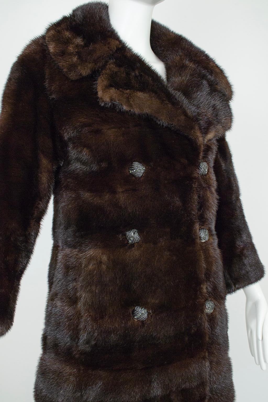 Custom Convertible Length Brown-Black Horizontal Ranch Mink Coat – S, 1971 For Sale 5