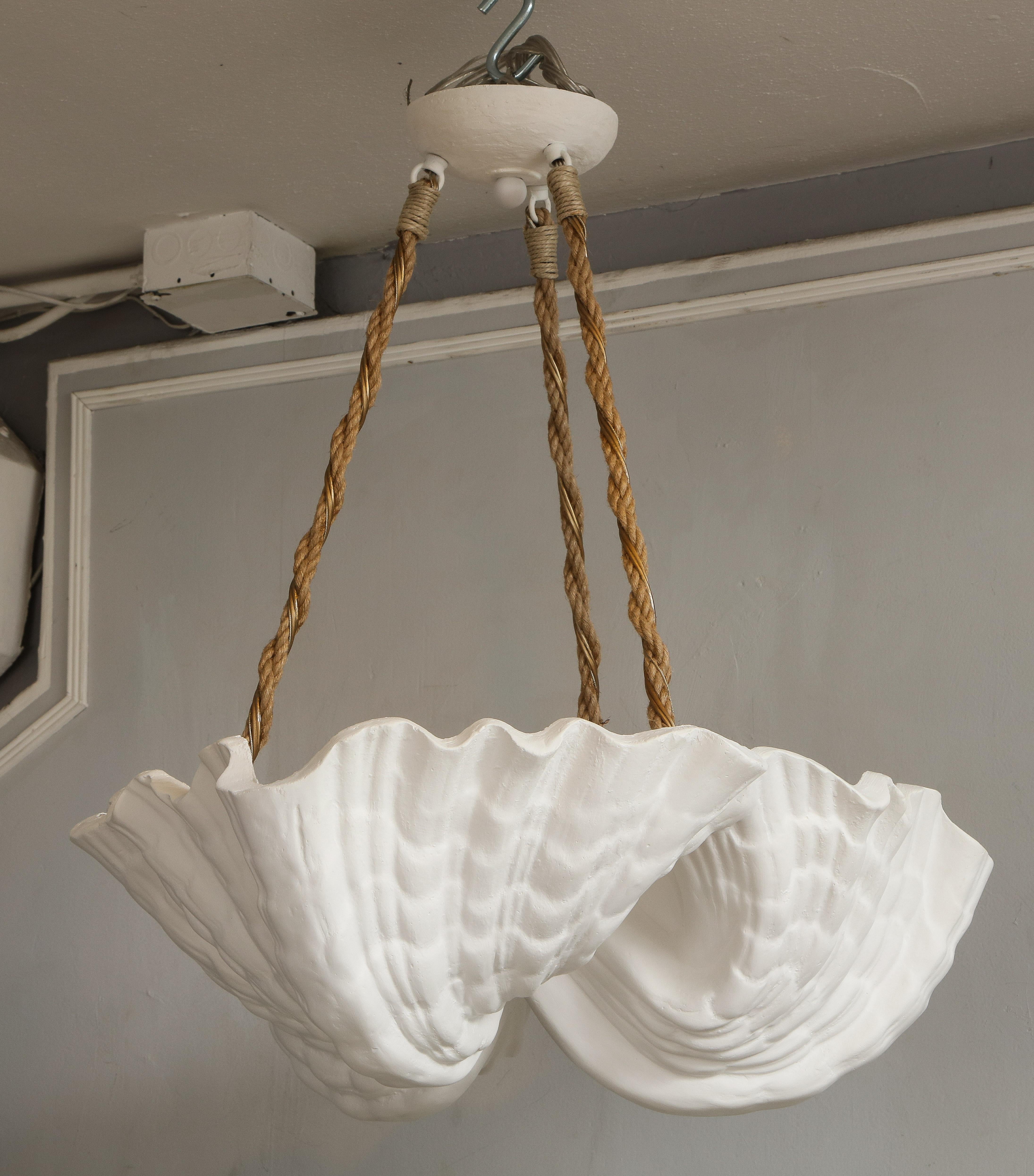 Luminaire en plâtre Coquillage sur mesure en vente 4