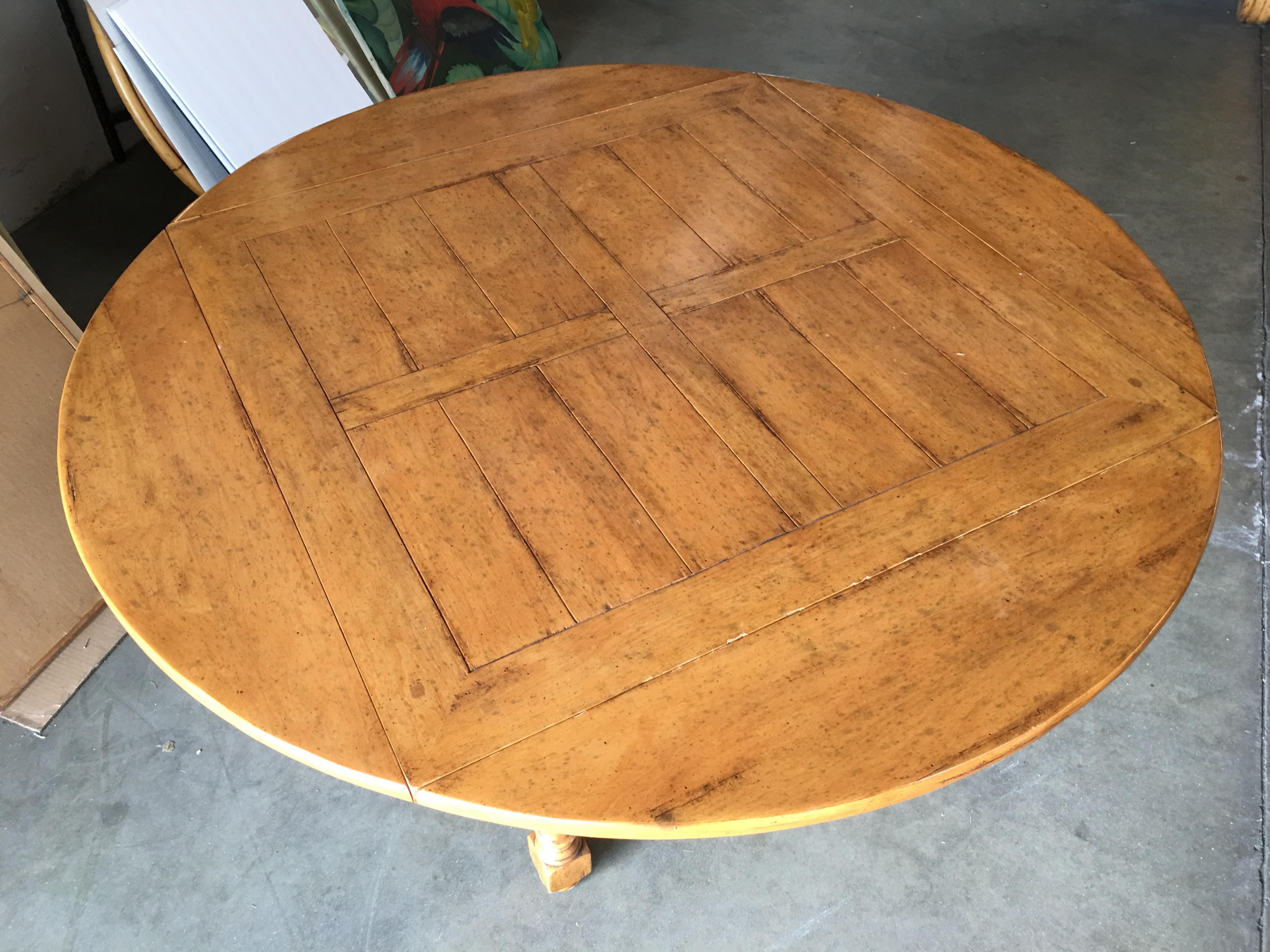 Custom Crafted Oak Drop-Leaf Gate Leg Dining/Game Table In Excellent Condition In Van Nuys, CA