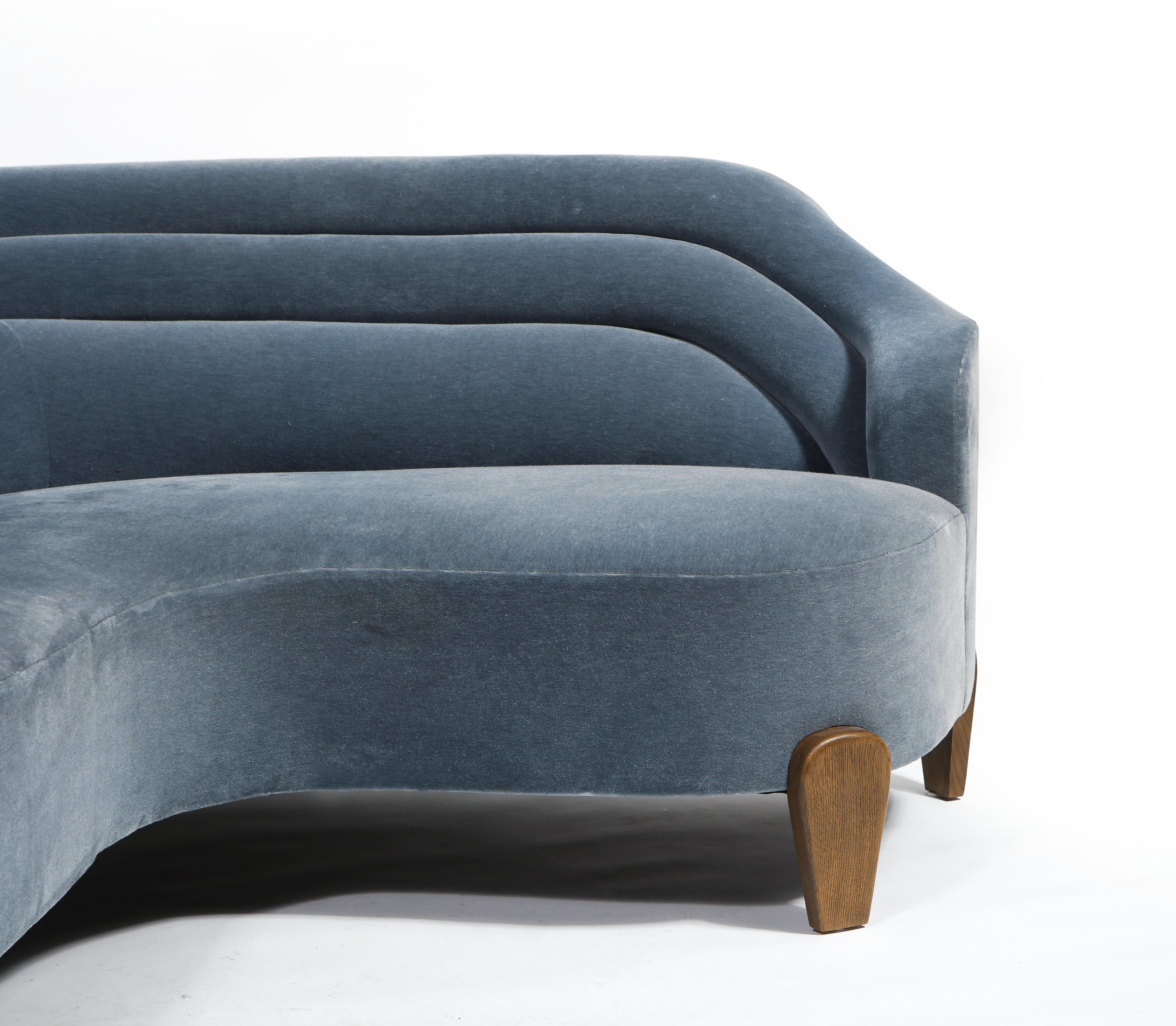 Curved Sofa by FERRER, USA In Good Condition In New York, NY