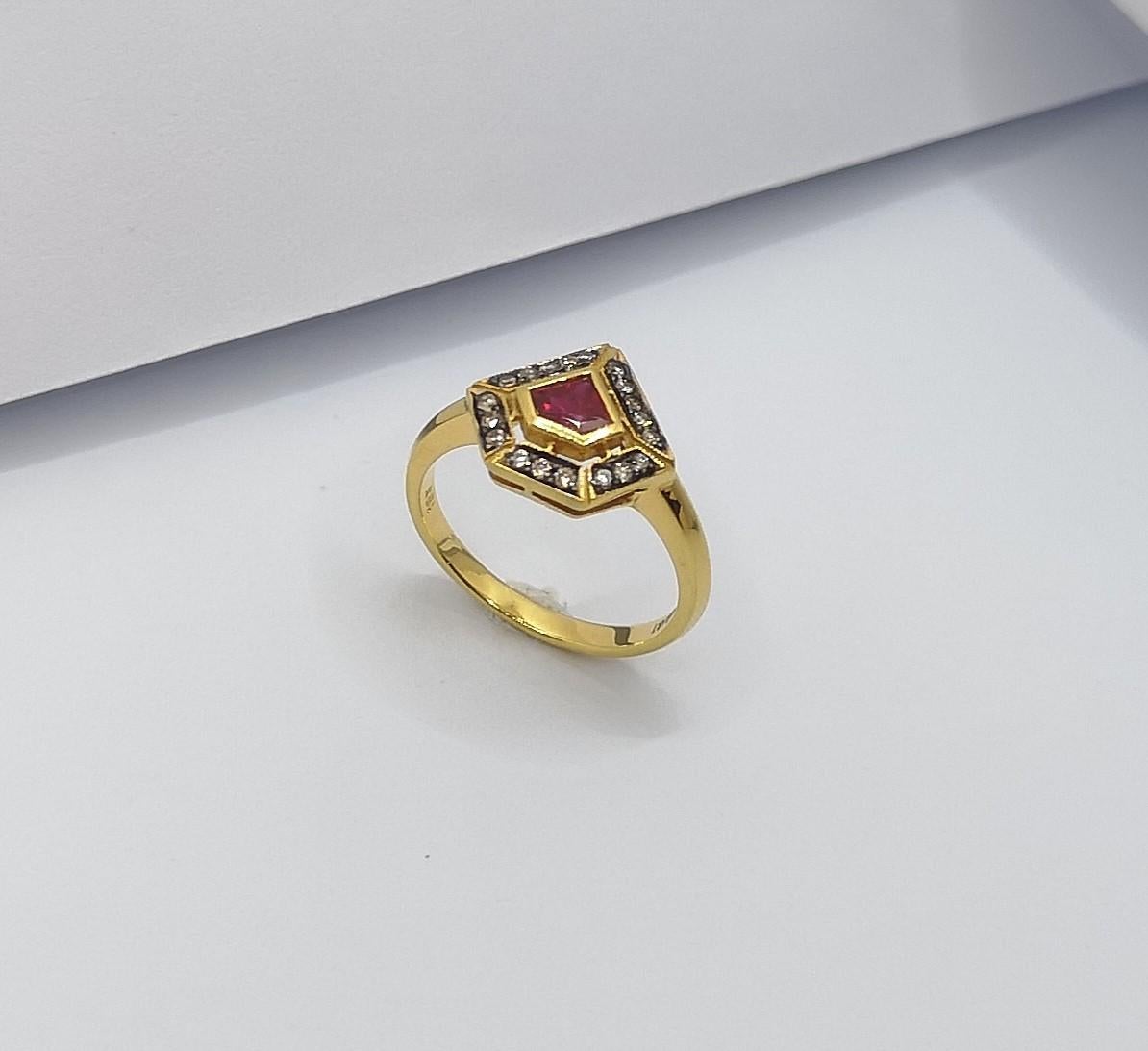 Custom Cut Ruby with Brown Diamond Ring Set in 18 Karat Gold Settings For Sale 11