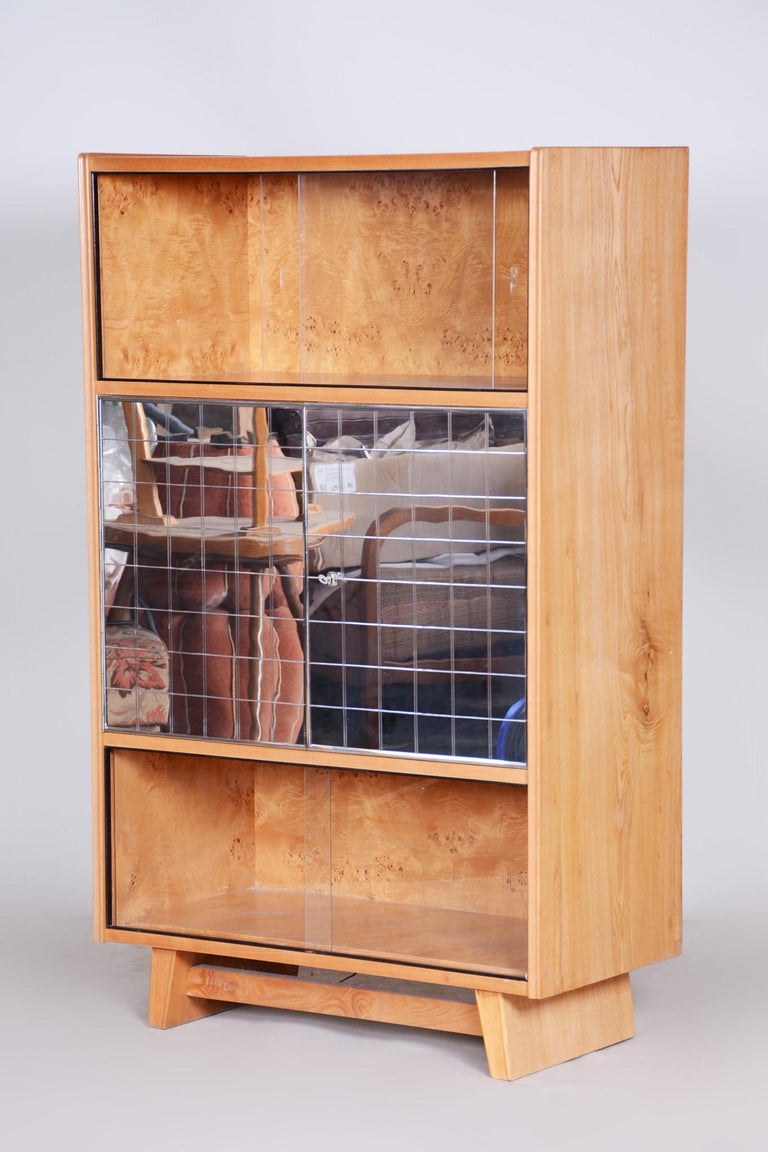 Custom Czech Oak Mid-Century Sideboard, 1950s, Well Preserved For Sale 5