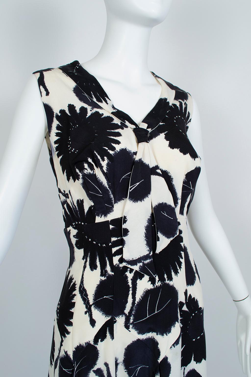 Black Navy Floral Silk *Large Size* Sailor Collar Luncheon Trumpet Dress – L, 1960s For Sale