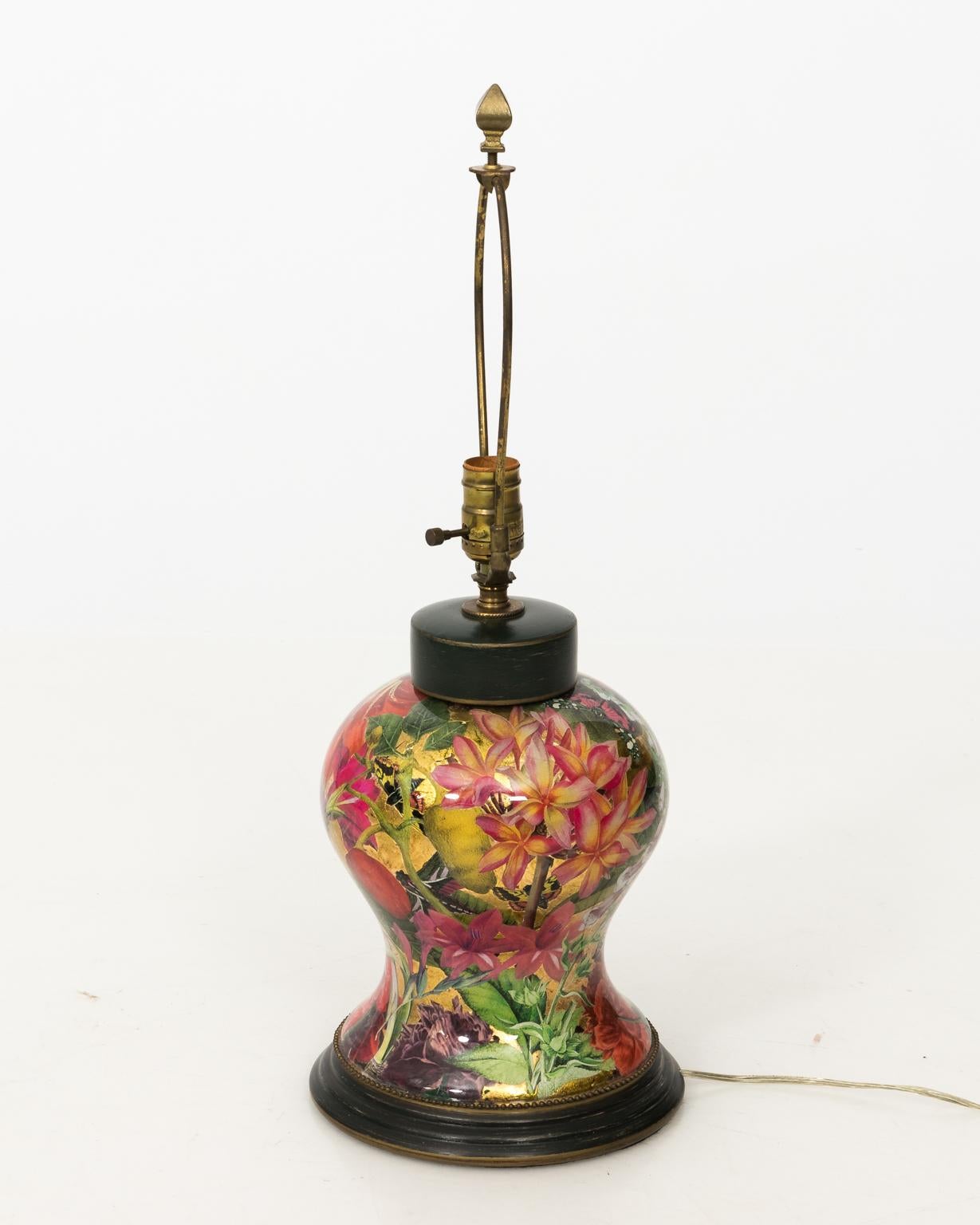 Custom Design Decoupage Table Lamp In Good Condition In Stamford, CT