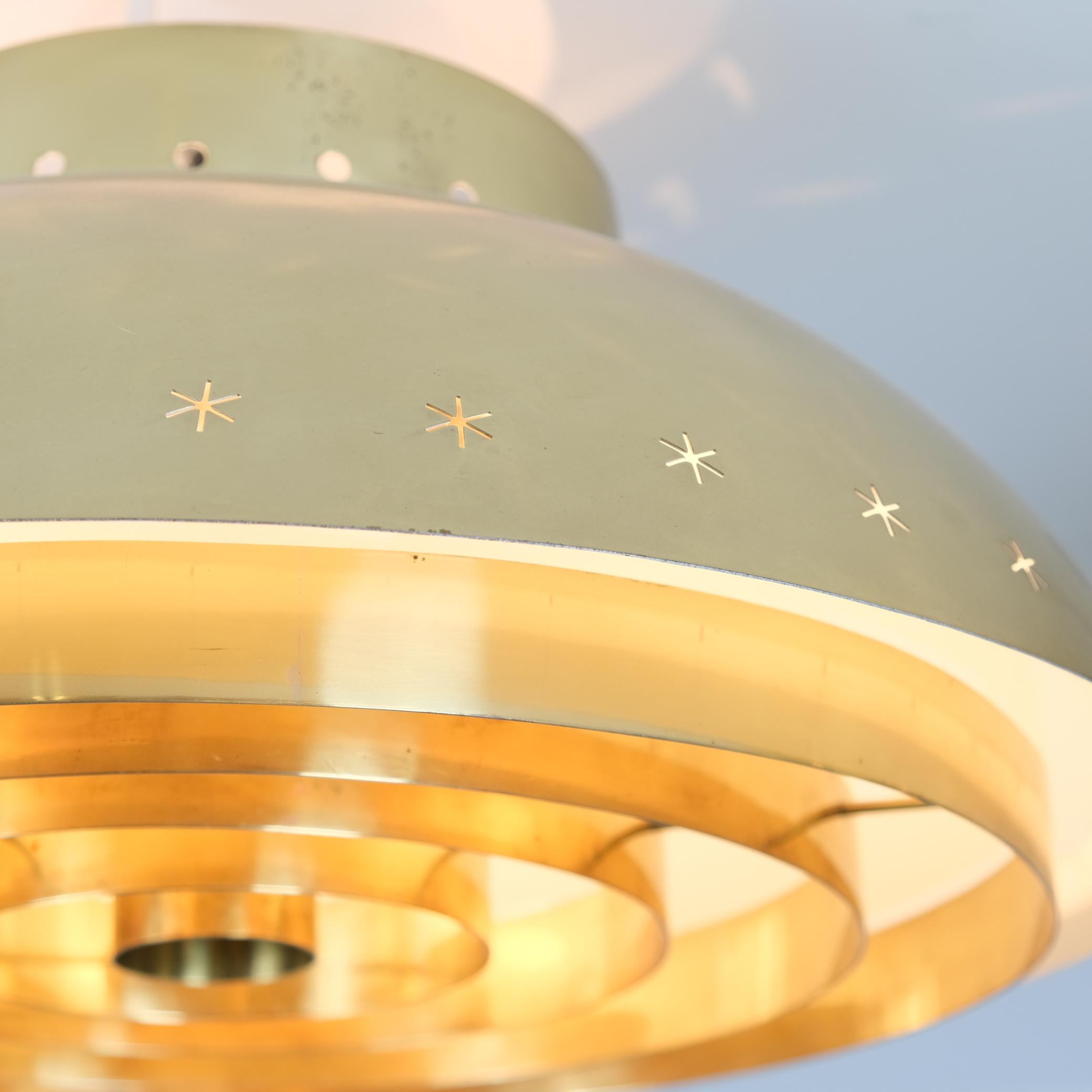 Lampe Paavo Tynell de conception spéciale commandée pour la paroisse d'Akaa, Taito, années 1950 en vente 2
