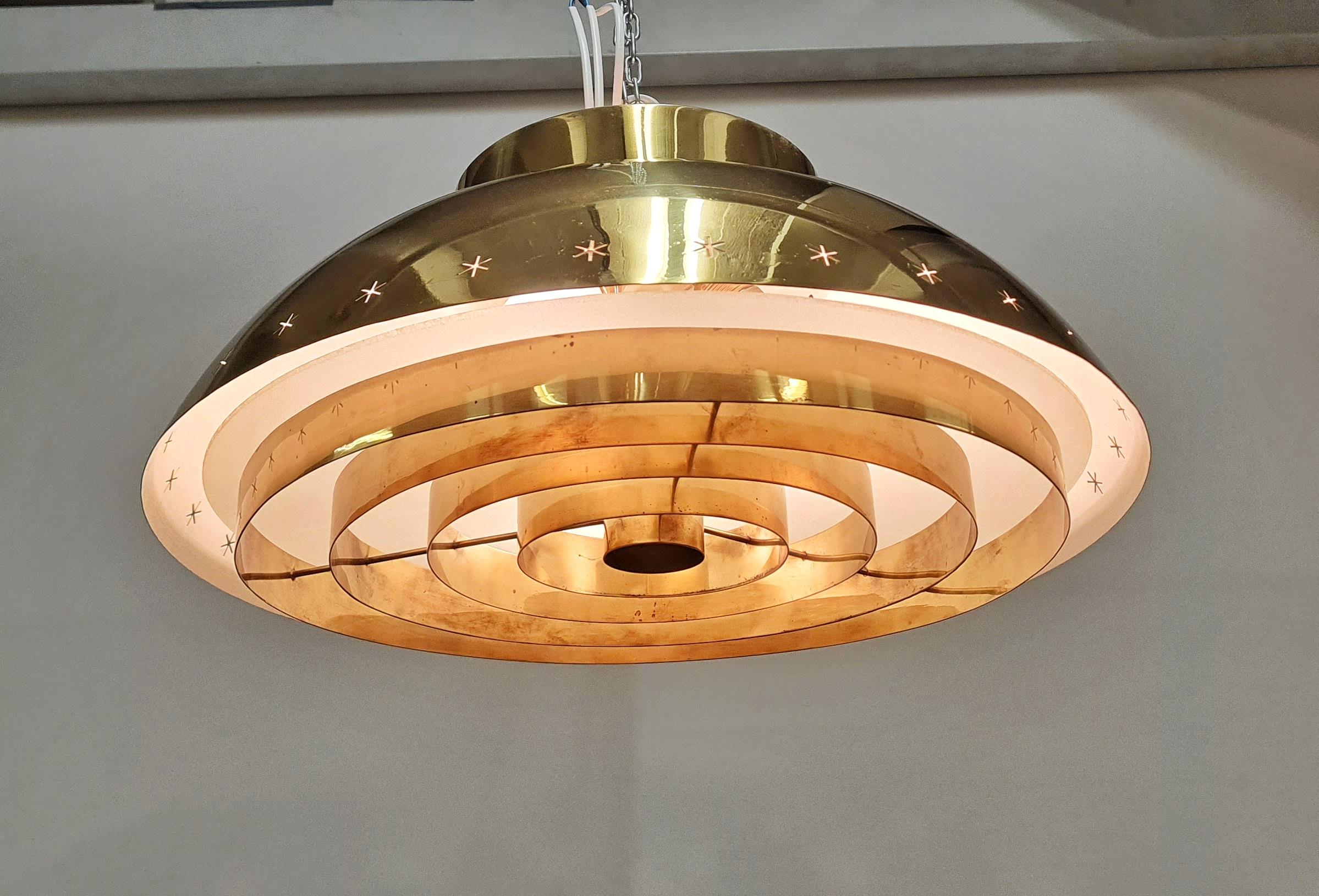 Lampe Paavo Tynell de conception spéciale commandée pour la paroisse d'Akaa, Taito, années 1950 en vente 8