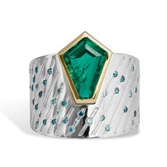 Custom Designed Colombian Emerald Diamond 18k Cigar Band Ring