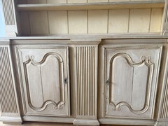 Vaisselier provincial français de style Louis XV conçu sur mesure