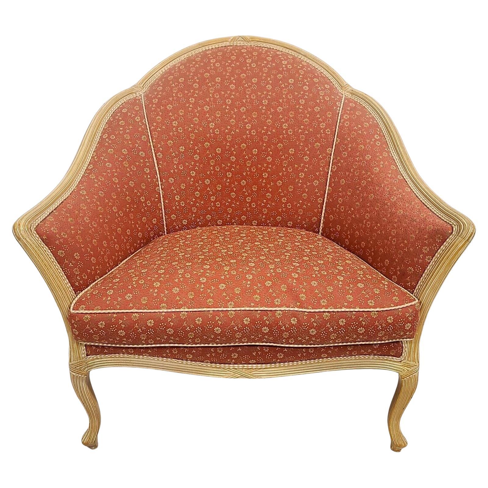 Maßgefertigter Designer Französisch Provincial Louis XV Floral Apricot Settee Stuhl