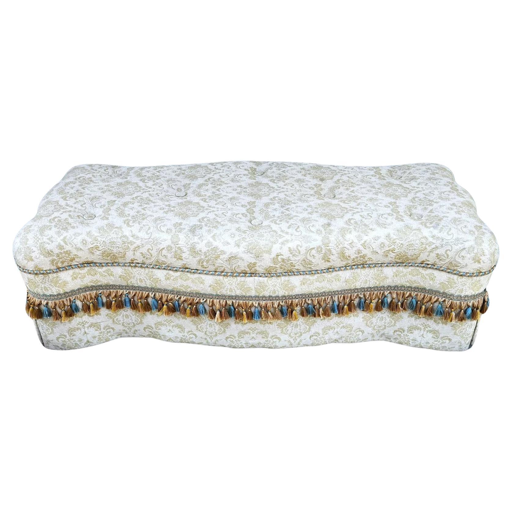 Maßgefertigter Designer-Ottoman-Couchtisch, skulpturaler Couchtisch im Angebot