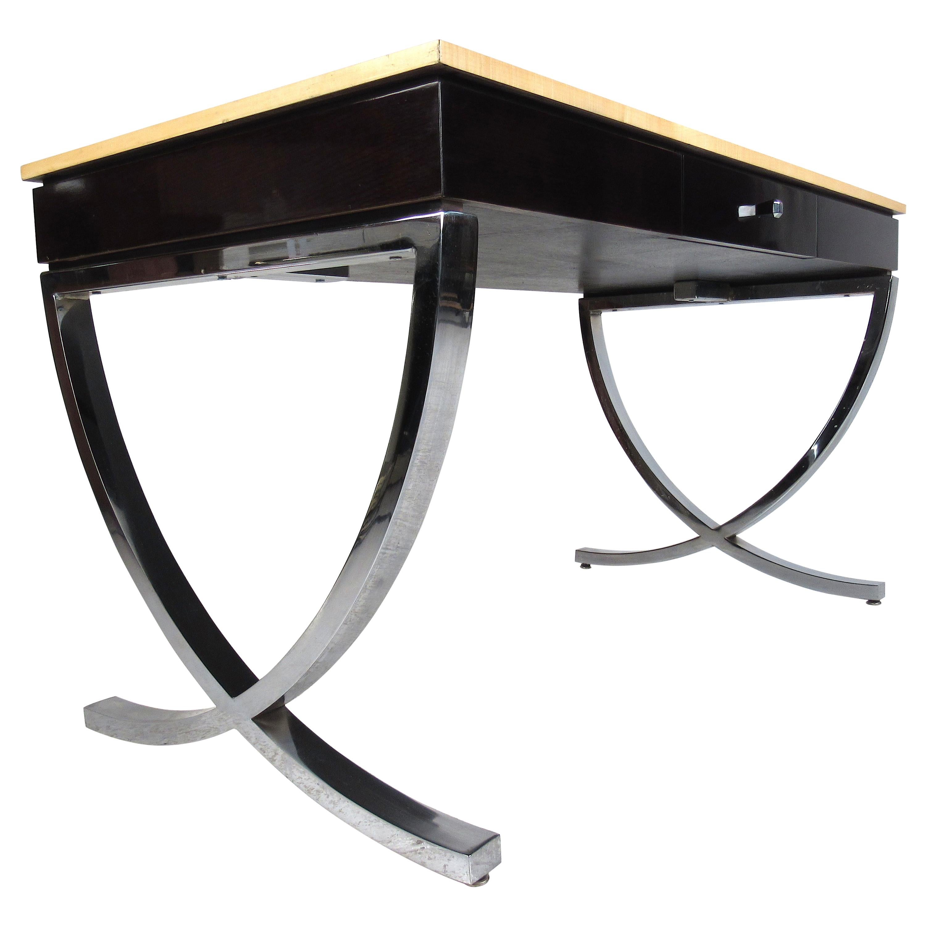 Custom Desk by Hospitality Manufacturer Bermanfalk