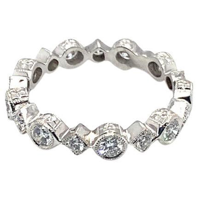 Bracelet à diamants personnalisé avec formes alternées en vente