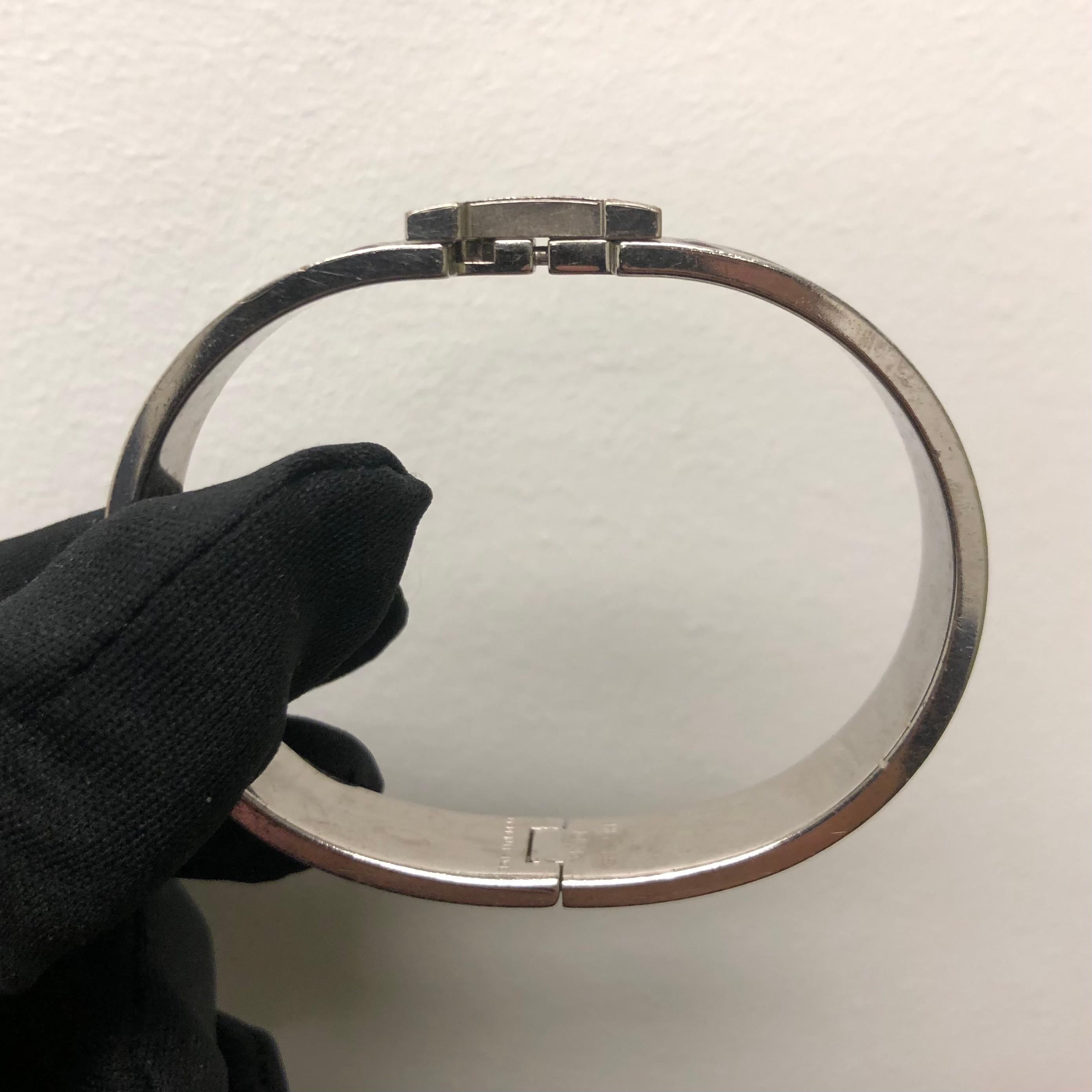 Maßgefertigtes Diamant-Armband Hermes Clic H aus Emaille GM Frankreich im Angebot 3