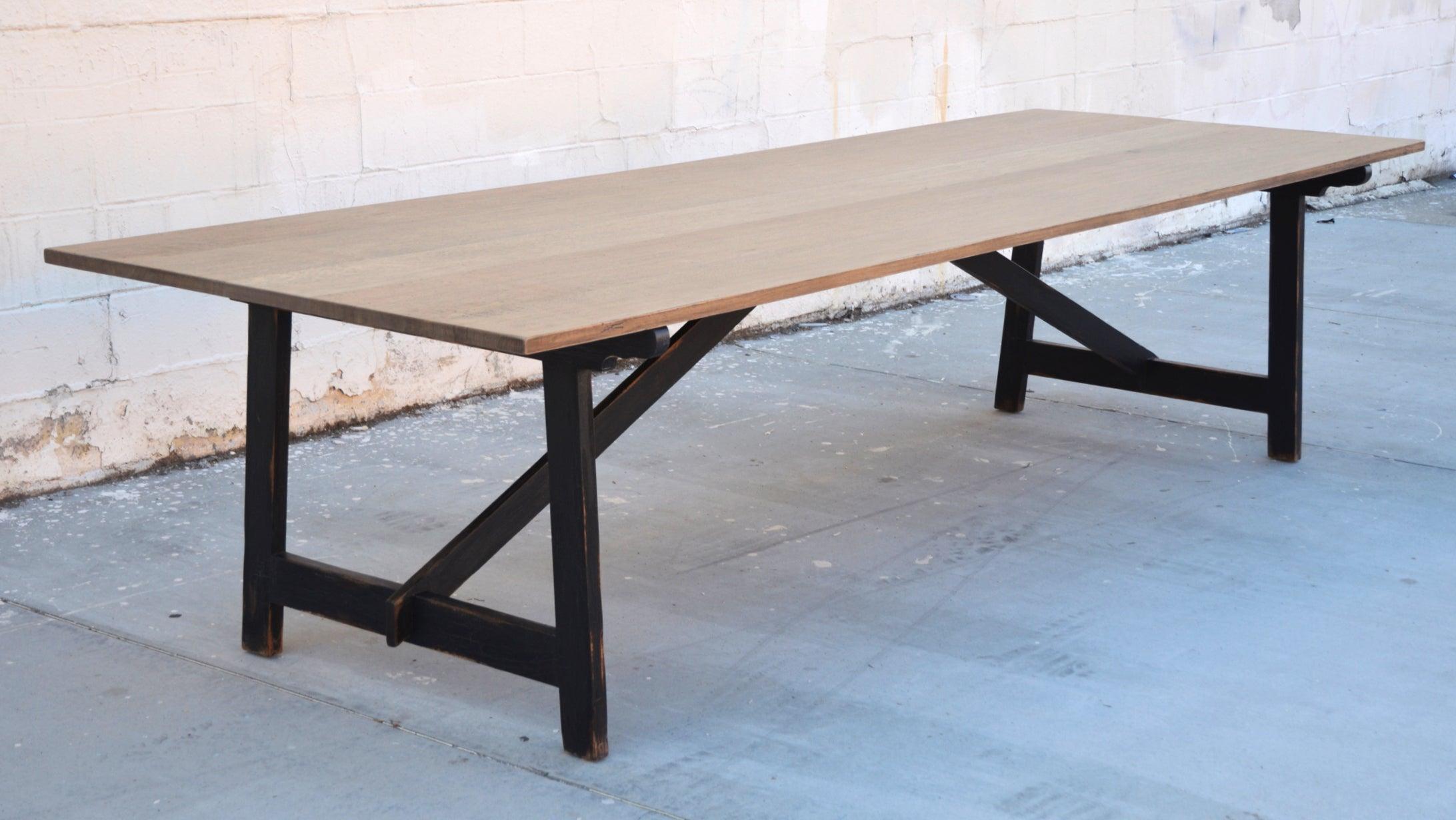 Calla Dining Table Made from Rift Sawn Oak (Custom) For Sale 4