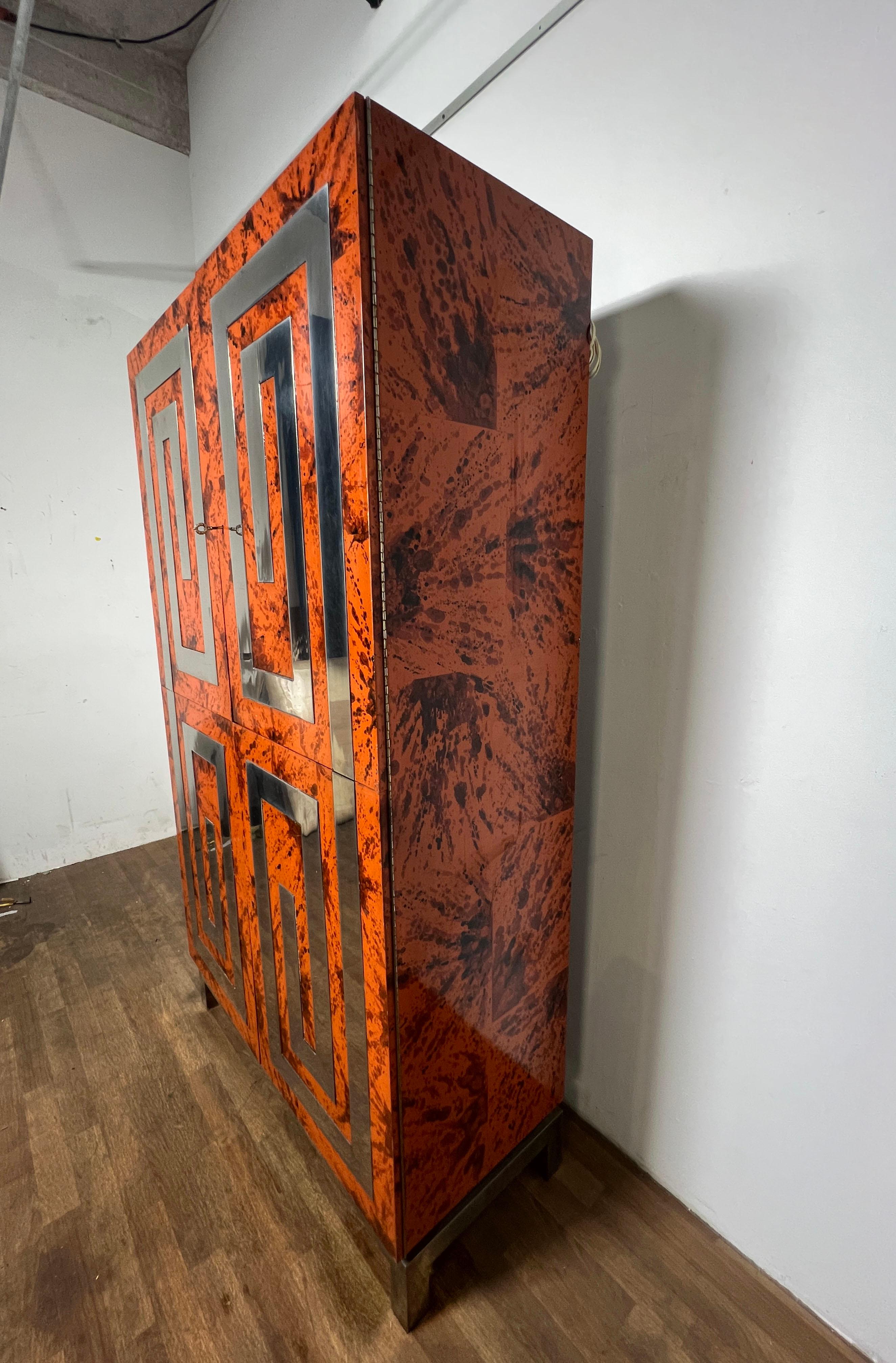 Late 20th Century Custom Dry Bar Cabinet in Tortoiseshell Lacquer With Greek Key Motif Circa 1970s For Sale