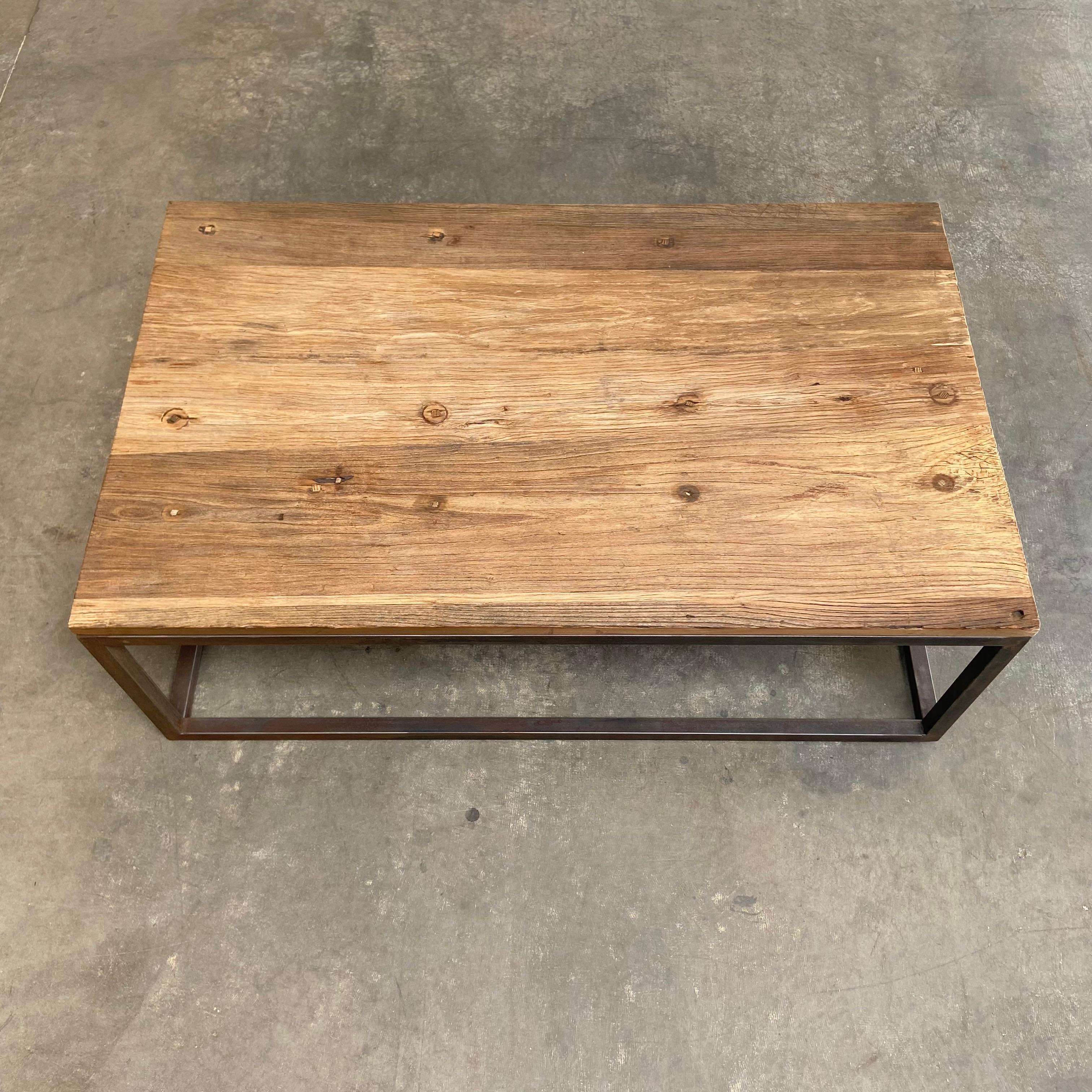 Custom Elm Wood Brick Makers Coffee Table Iron and Wood In Good Condition In Brea, CA