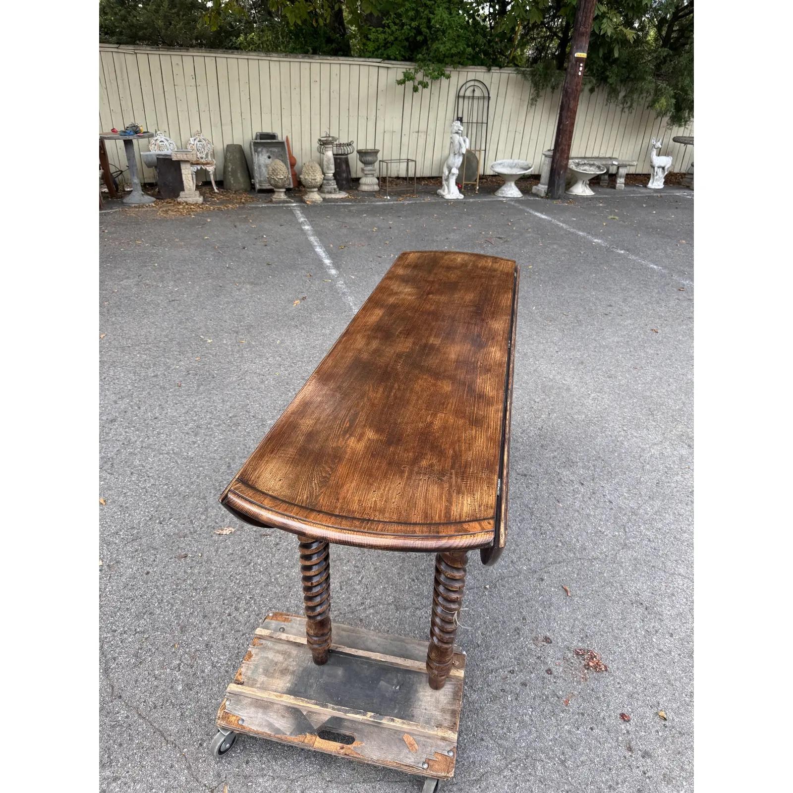 Anglais Table de salle à manger ovale anglaise sur mesure en vente