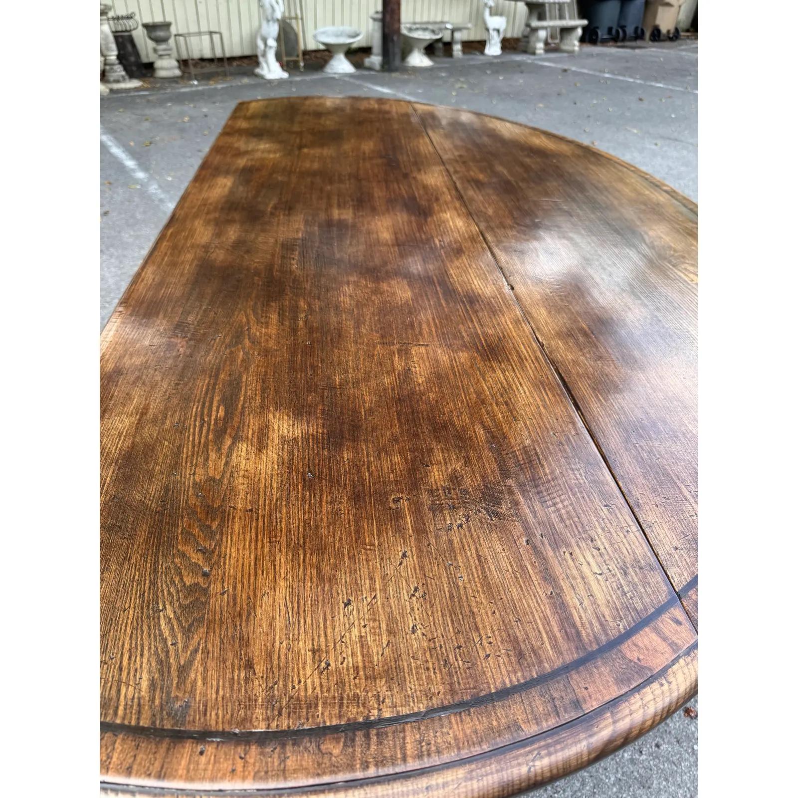 Bois Table de salle à manger ovale anglaise sur mesure en vente