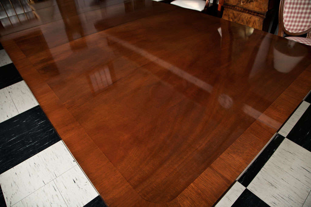 Custom English William IV Style Pedestal Dining Table In New Condition For Sale In Woodbury, CT