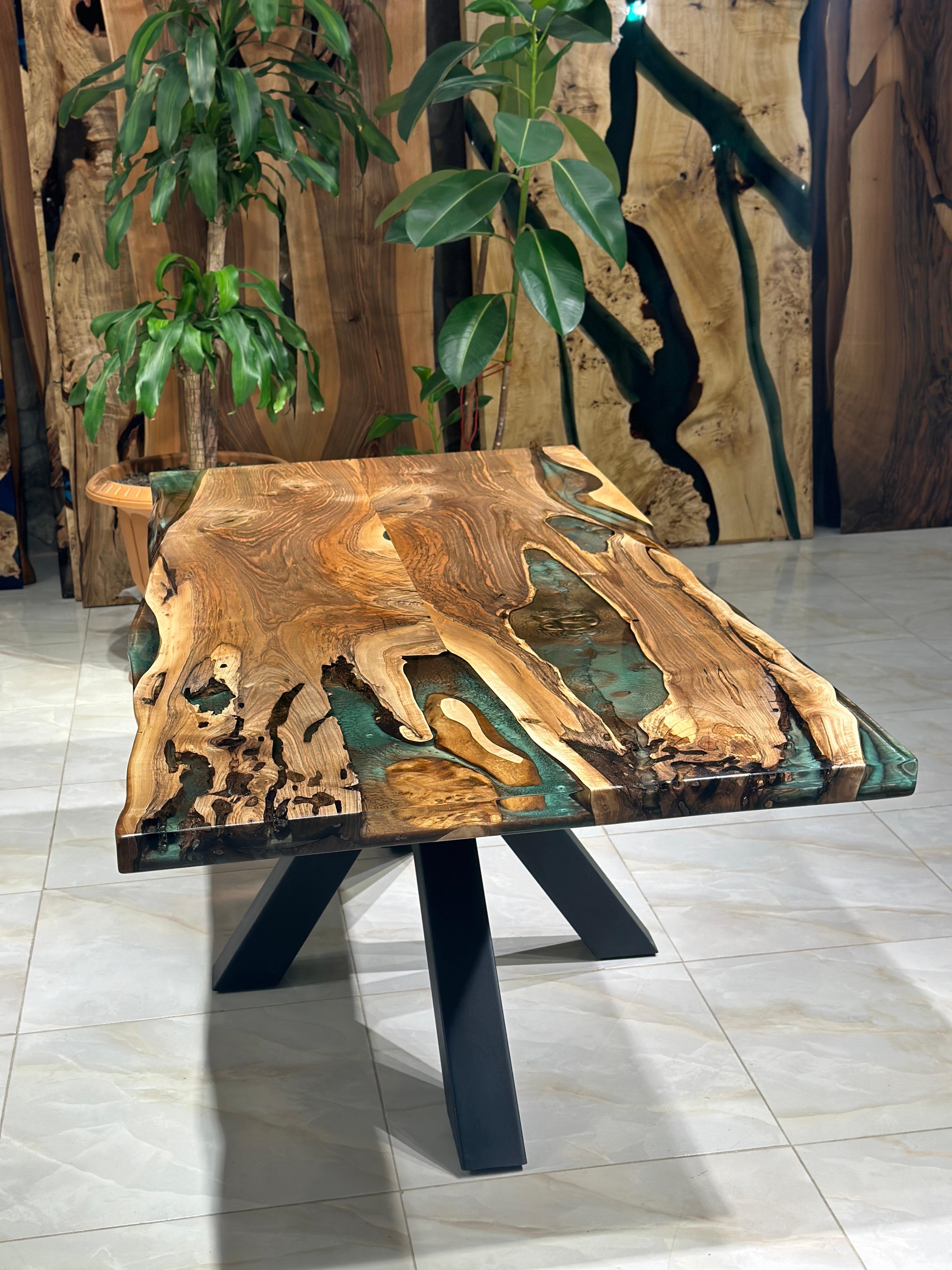 Custom Epoxy Resin Ancient Black Walnut Dining Table In New Condition For Sale In İnegöl, TR