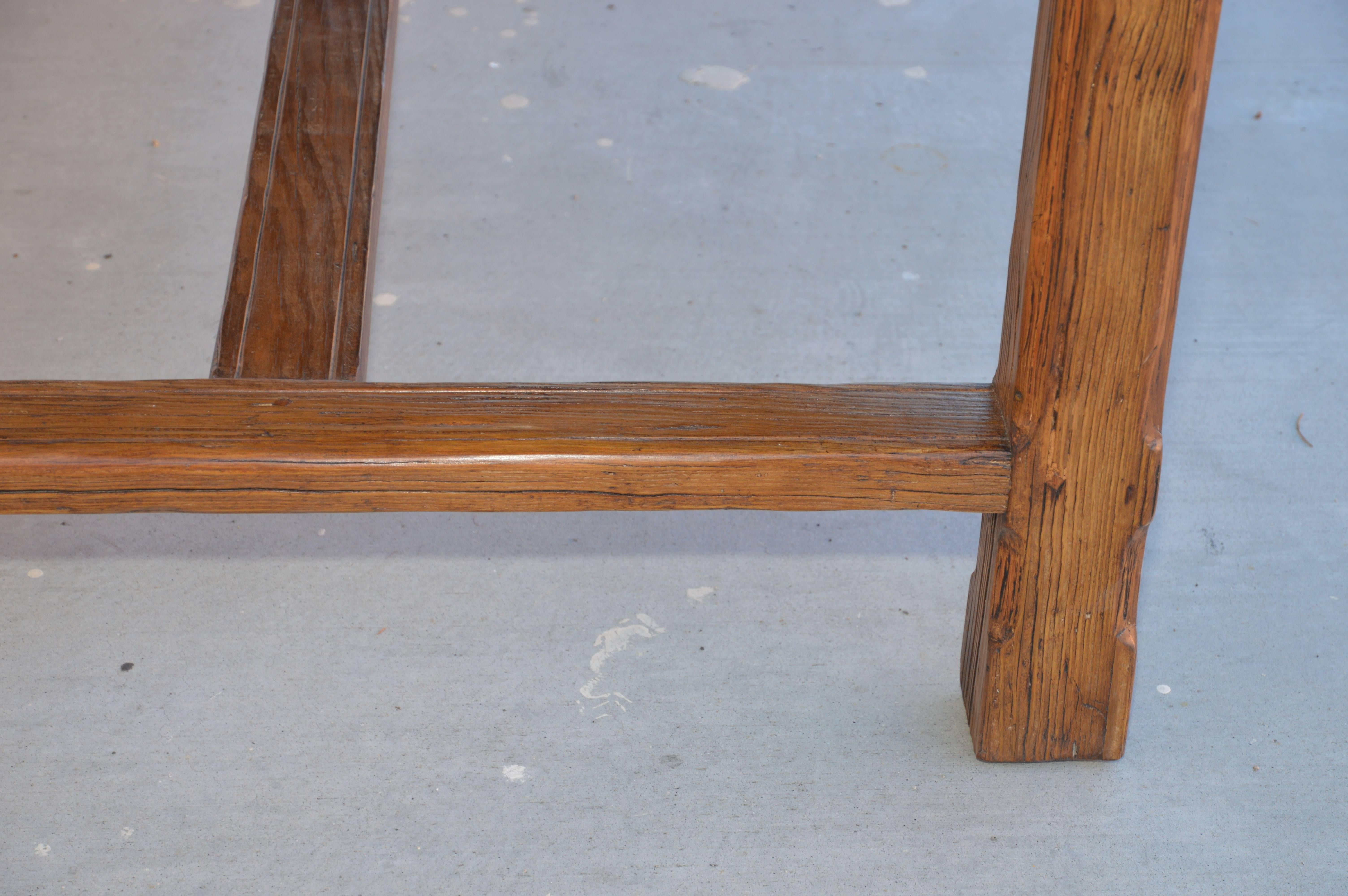Maßgefertigter Bauerntisch aus aufgearbeitetem Hartholz, auf Bestellung gefertigt von Petersen Antiques (Holz) im Angebot