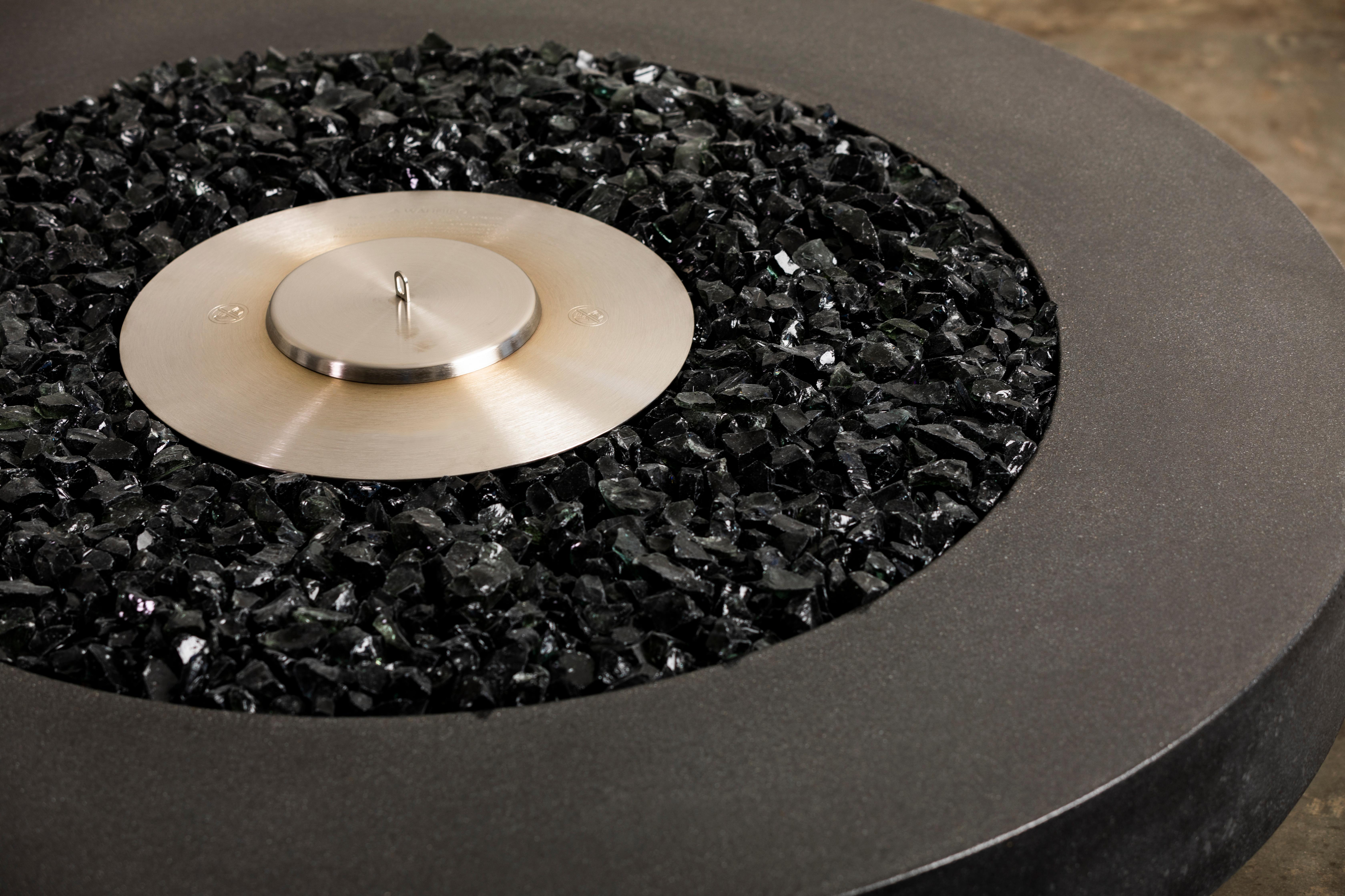 Custom Floating Concrete Fire Table - Remainder For CRD (2/2) In New Condition For Sale In Paia, HI