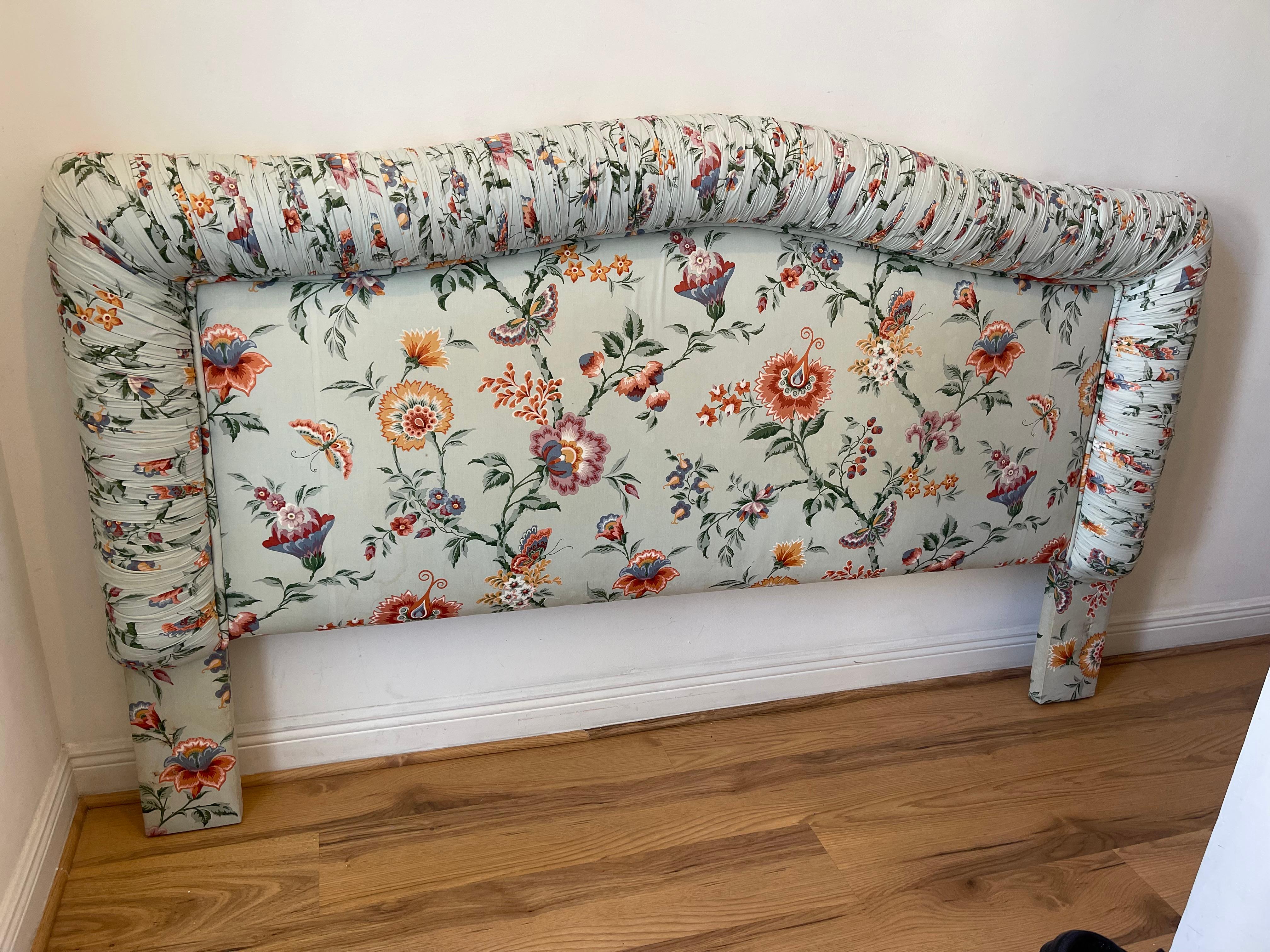 American Custom Floral King Headboard  + 2 Pillows - Splendid For Sale