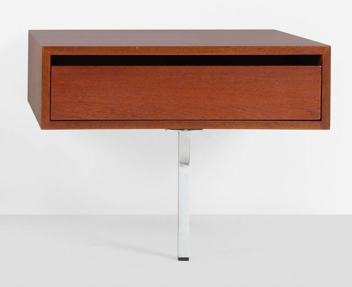 Mid-Century Modern Custom Florence Knoll Teakwood Nightstands model 575, for Knoll For Sale
