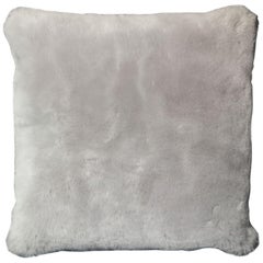 Almohada personalizada de borreguillo auténtico en color platino