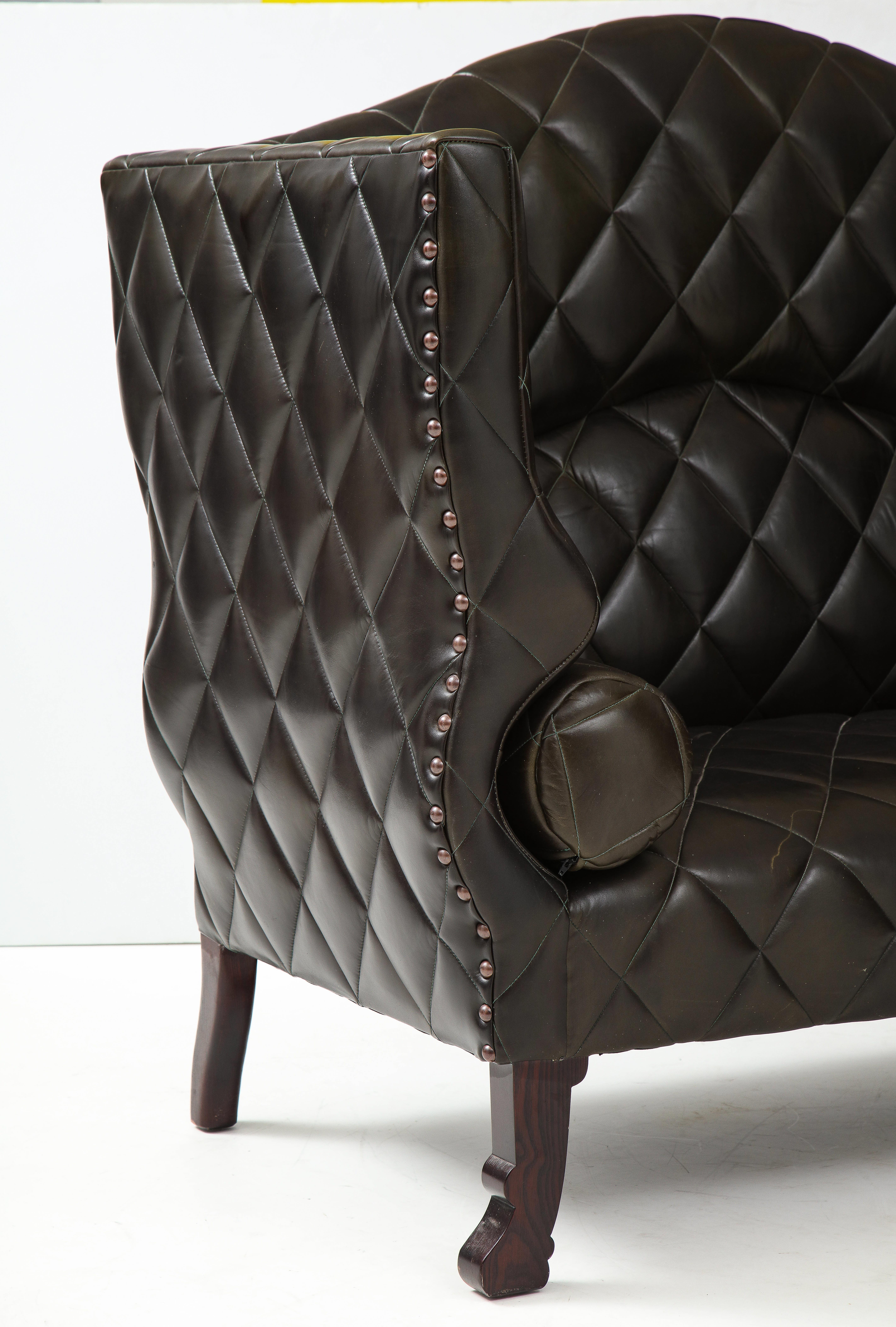 Custom George Smith 2000s Black Tufted Leather Sofa For Sale 12