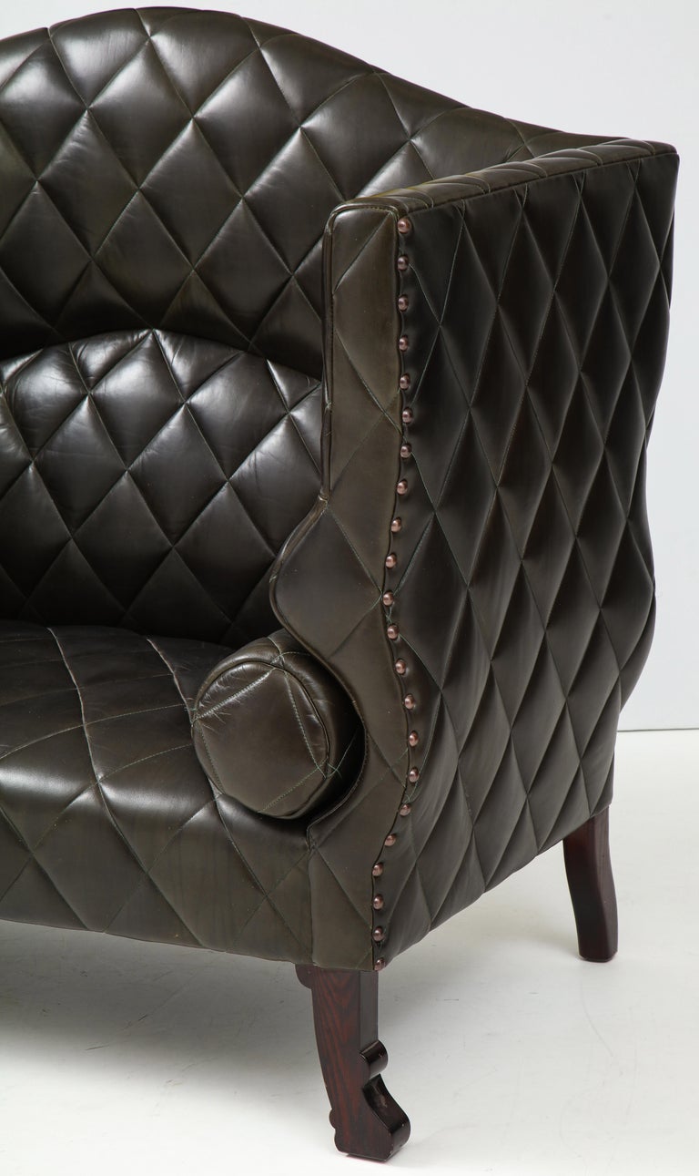 English Custom George Smith 2000s Black Tufted Leather Sofa For Sale