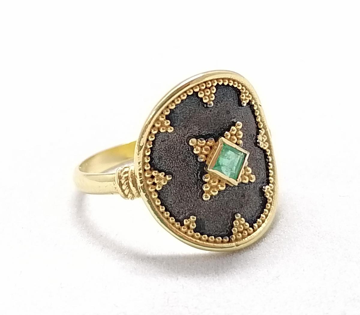 Georgios Collections 18 Karat Gold Two Tone and Black Rhodium Emerald Ring For Sale 6