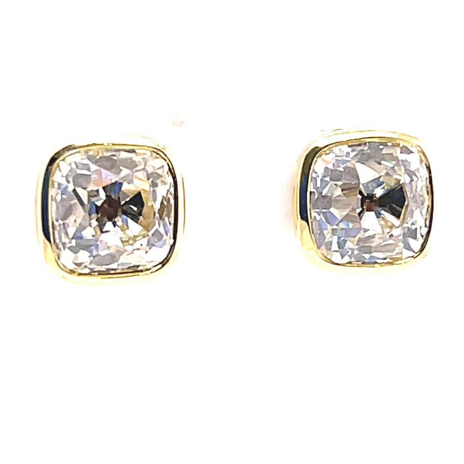 Custom GIA 7.25 Carat Total Weight Old Mine Cut Diamonds 18k Gold Studs In New Condition In Beverly Hills, CA