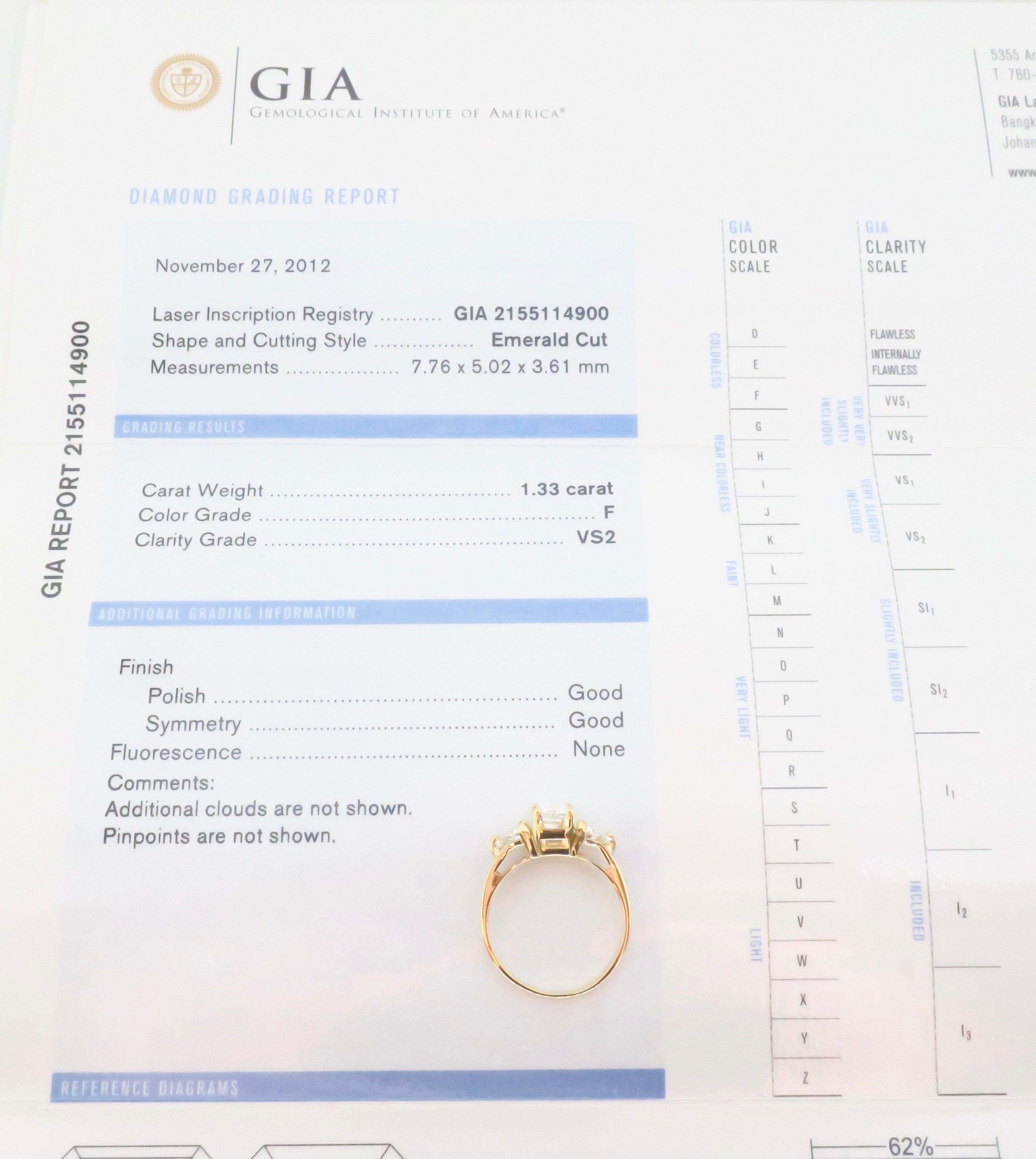 Bague de fiançailles à trois pierres en diamants certifiée GIA de 1,73  carat En vente sur 1stDibs