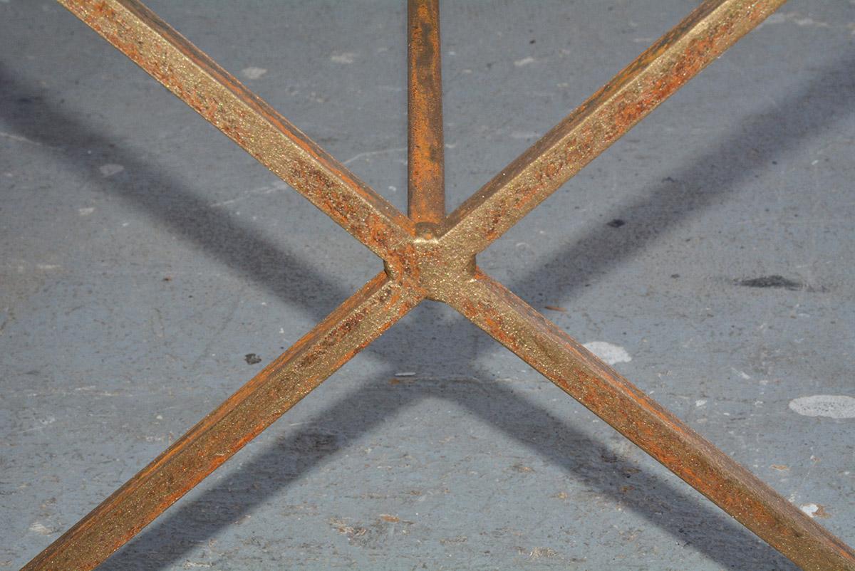 Fer Cadre de banc ou base de table basse en fer forgé doré sur mesure en vente