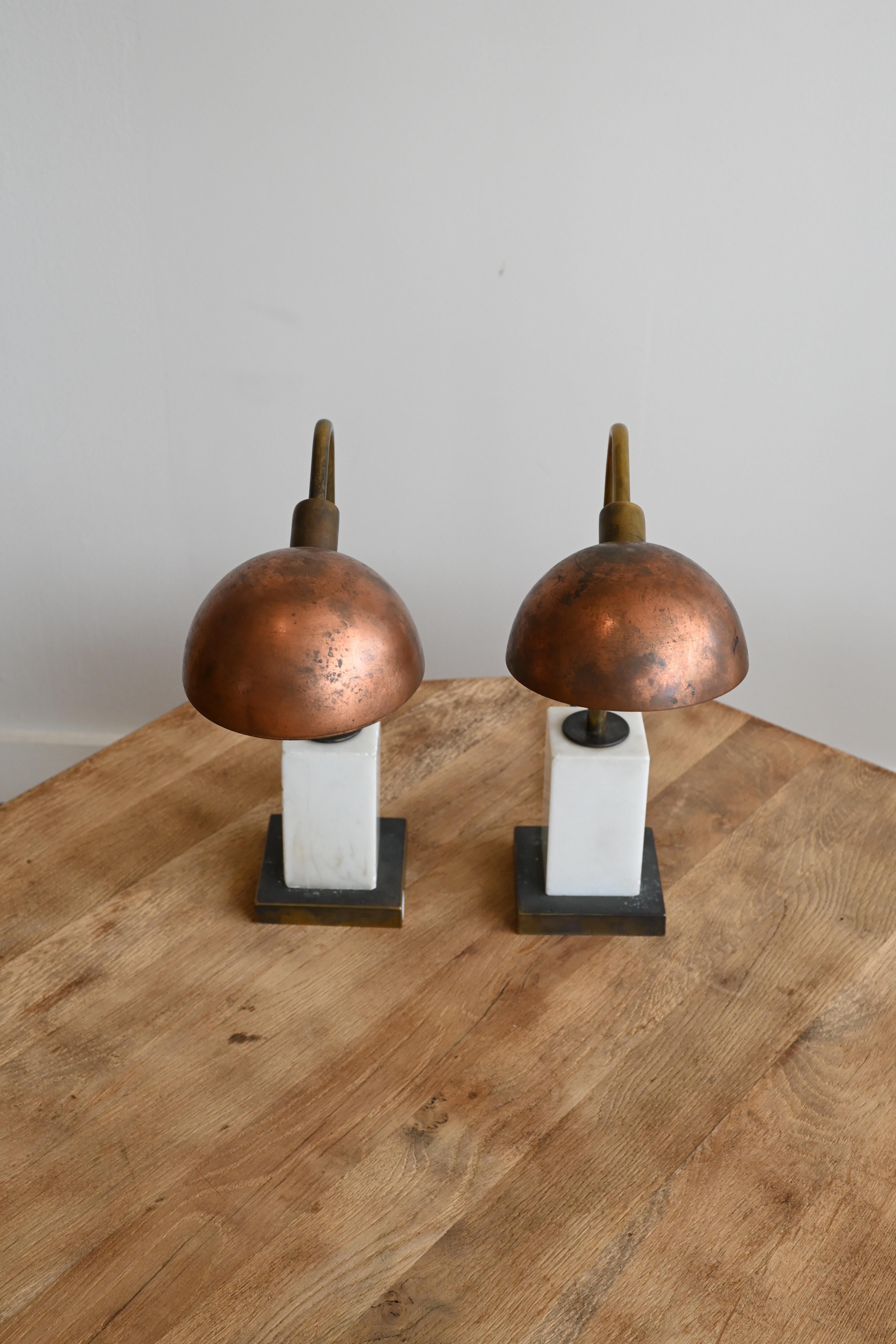 Lampes de table à col de cygne personnalisées Bon état - En vente à Hudson, NY