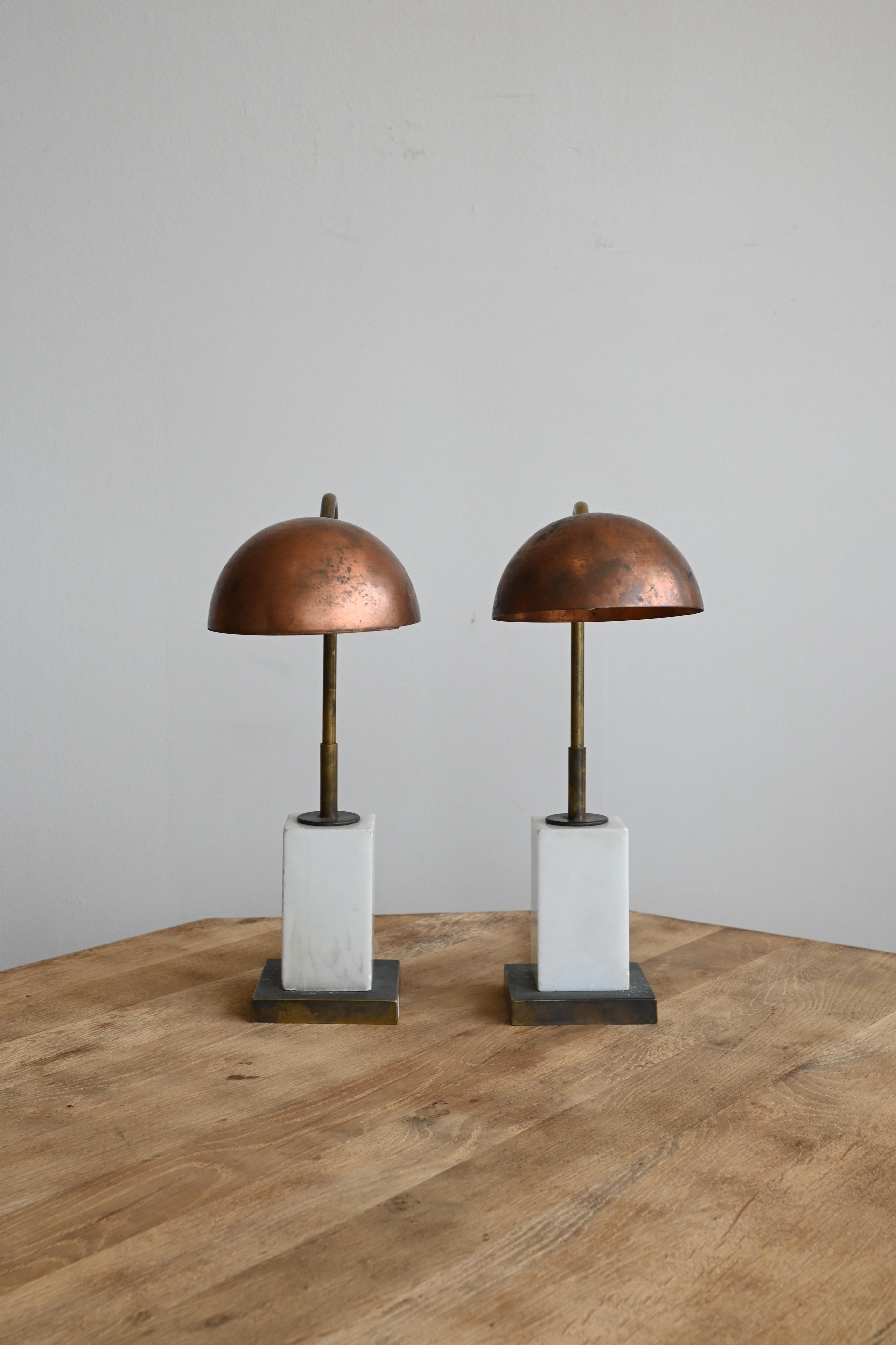 XXIe siècle et contemporain Lampes de table à col de cygne personnalisées en vente