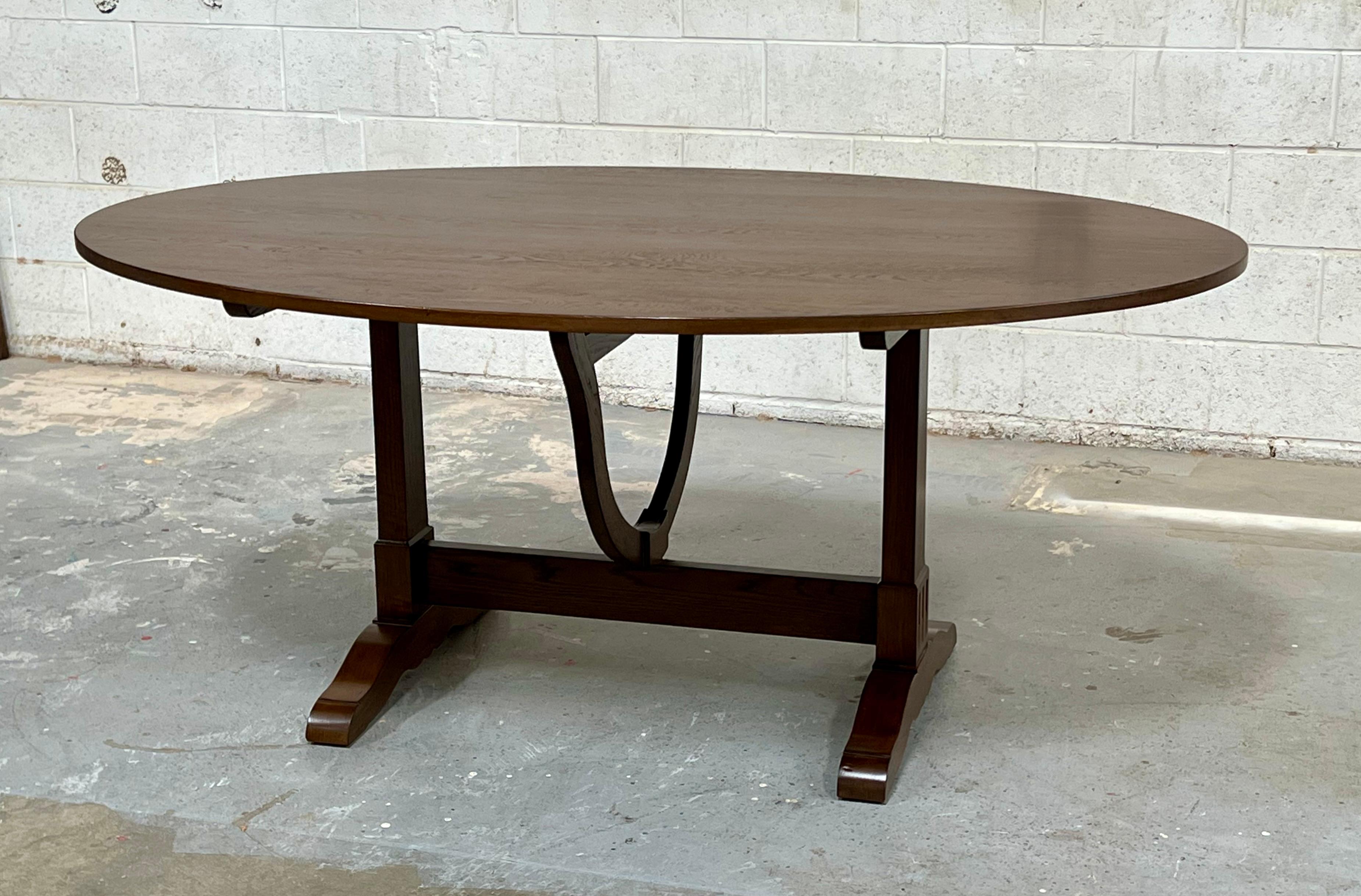 Custom Greta Dining Table made from Walnut In New Condition For Sale In Los Angeles, CA