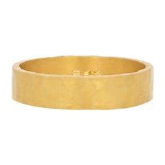 Custom Hammered Band:: 24 Karat Gelbgold Ehering