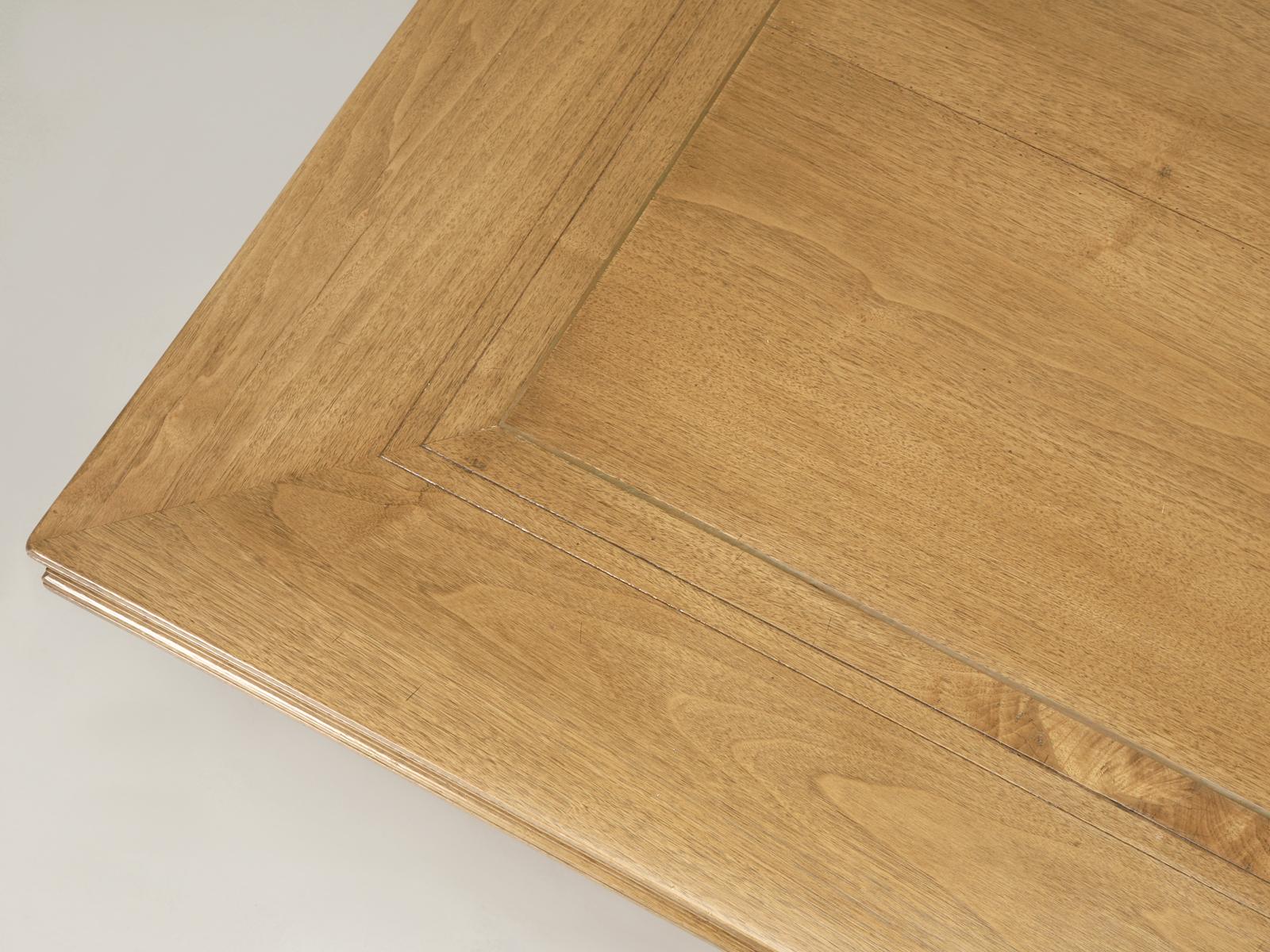 Américain Table de salle à manger à tréteaux en noyer Toutes dimensions sur commande Chicago en vente
