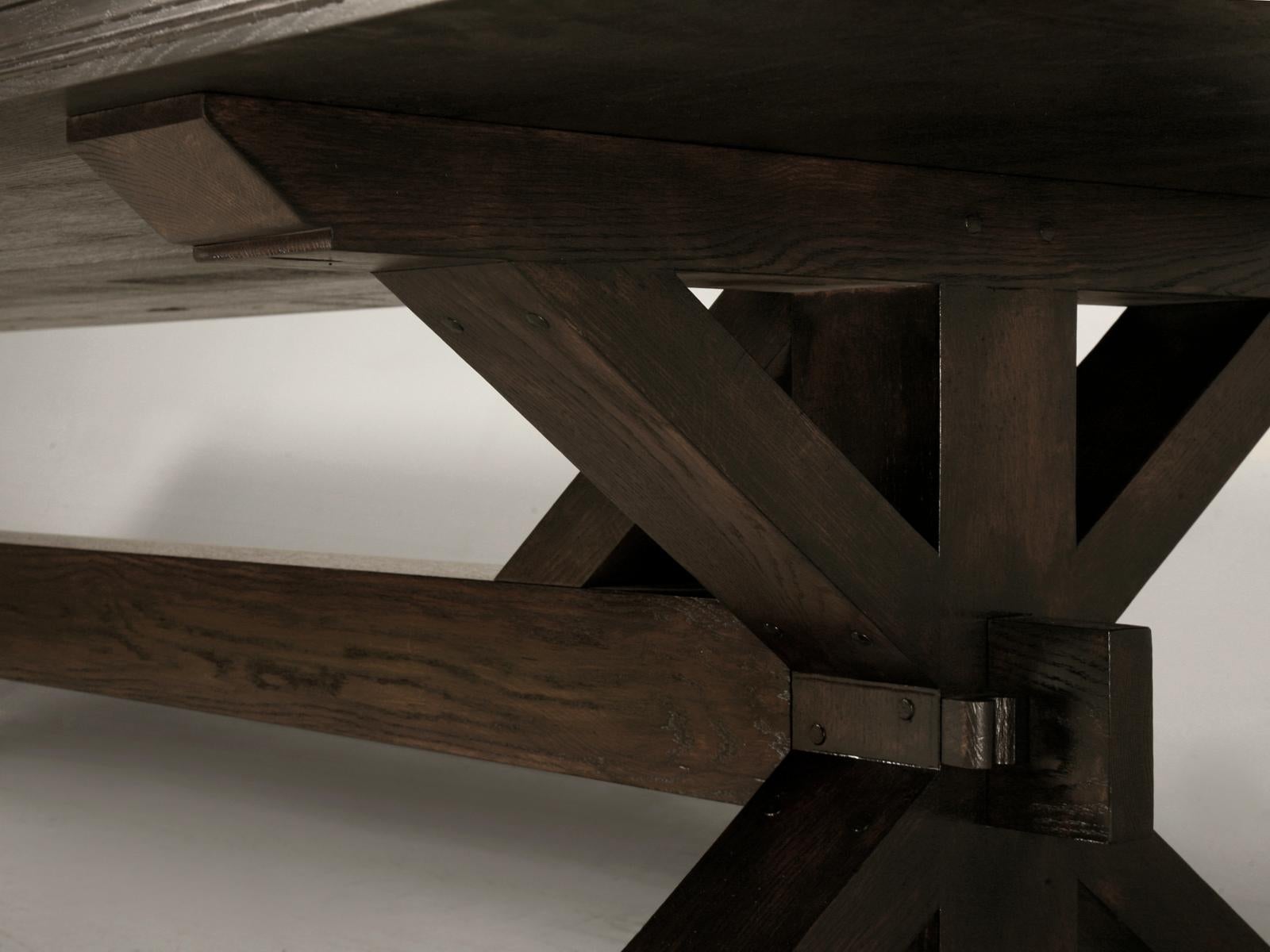Custom Handmade Eiche Französisch Stil Esstisch Jede Größe oder Oberfläche von Old Plank (21. Jahrhundert und zeitgenössisch) im Angebot
