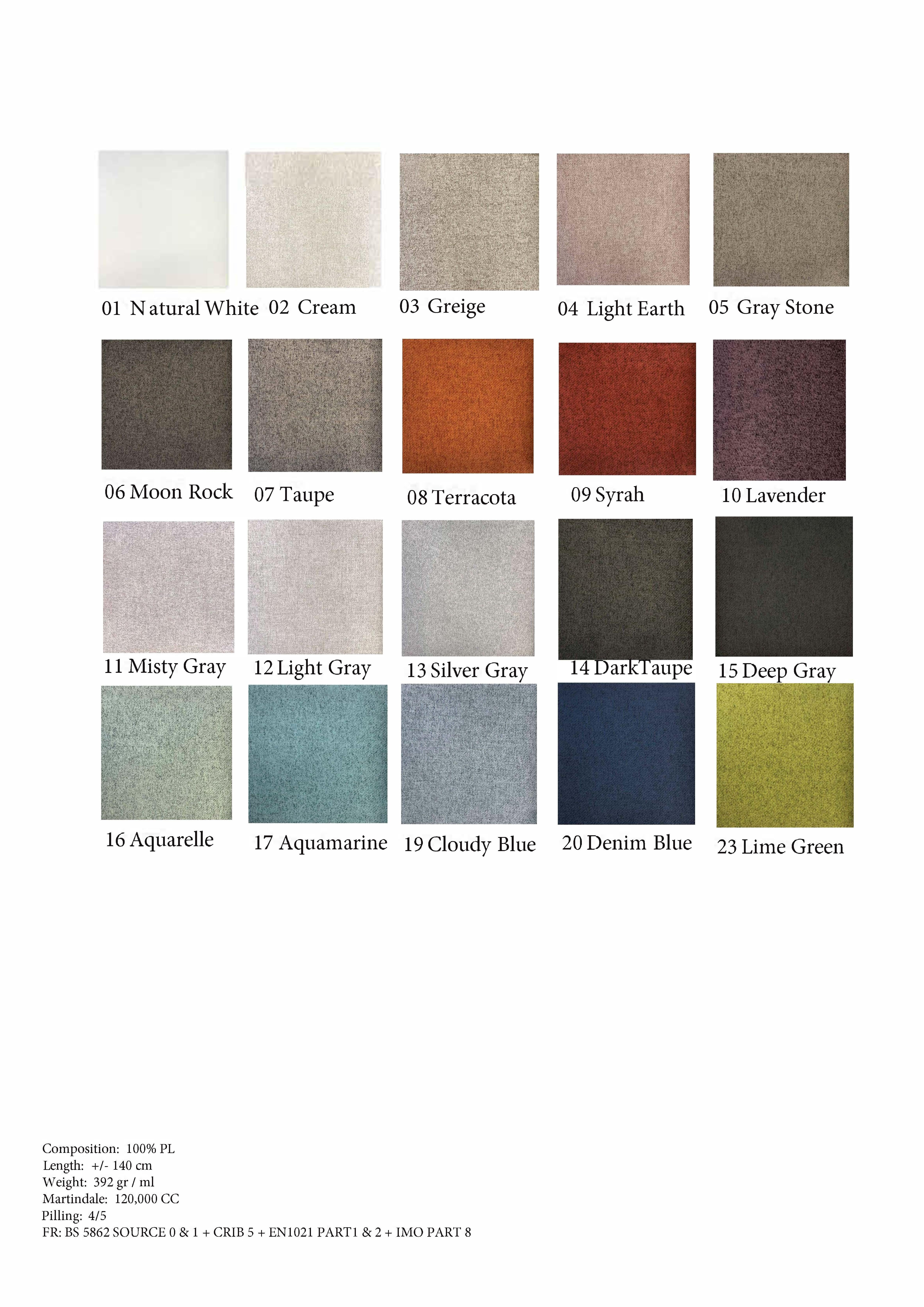 Paravent sur mesure en satin luxueux avec détails en laiton en vente 2