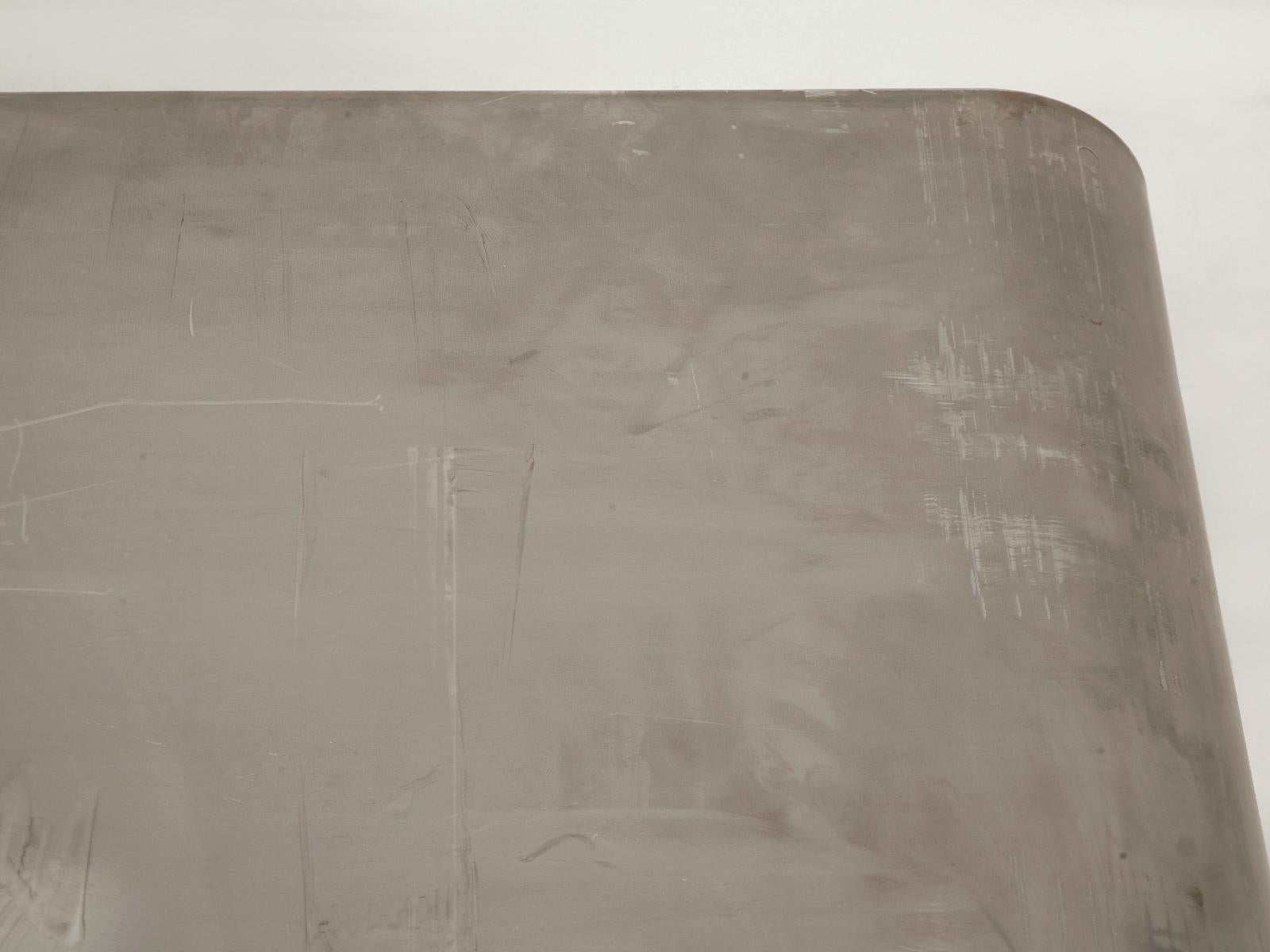 Fait main Table basse en acier épais de style industriel dans la plupart des dimensions en vente