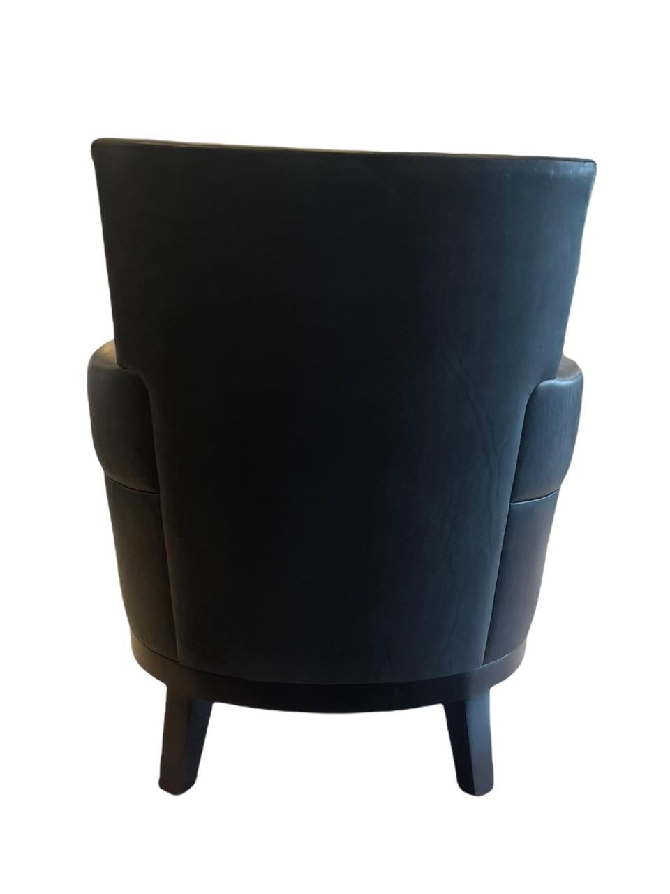 Custom Holly Hunt Jockey Club Chair in Black Lucca Onyx Leather In Good Condition For Sale In North Miami, FL