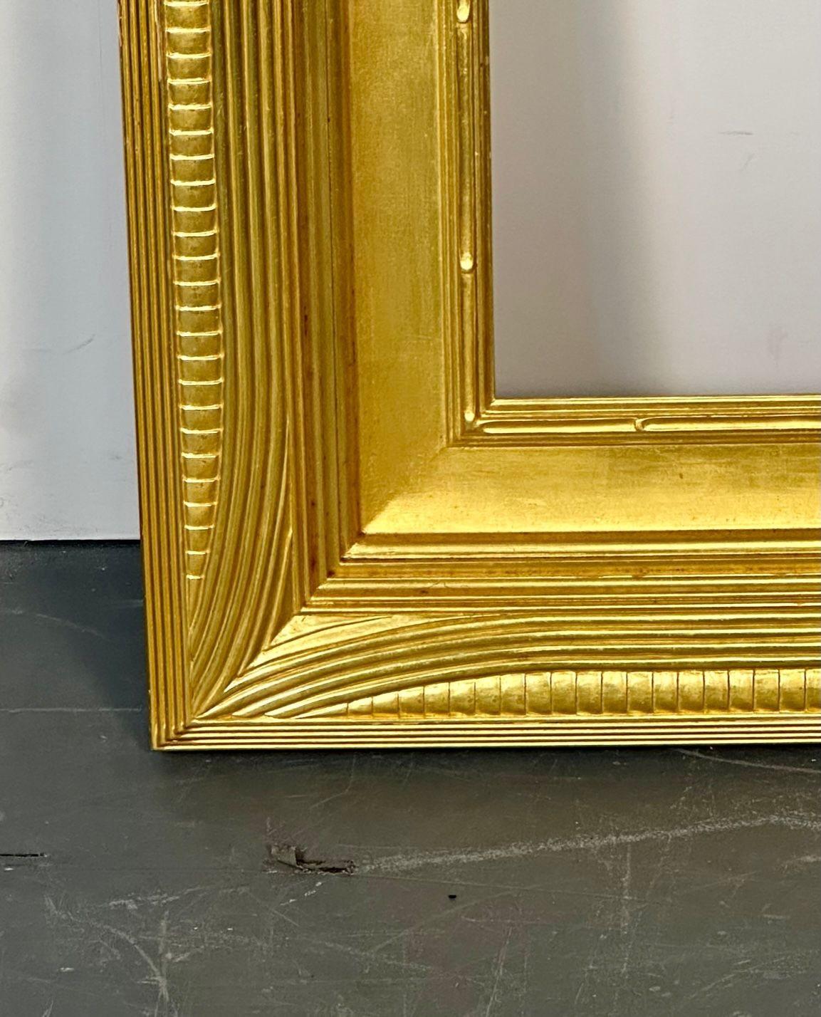 Bois doré Miroir / cadre de peinture en bois doré sculpté, style Hollywood Regency, sur mesure en vente