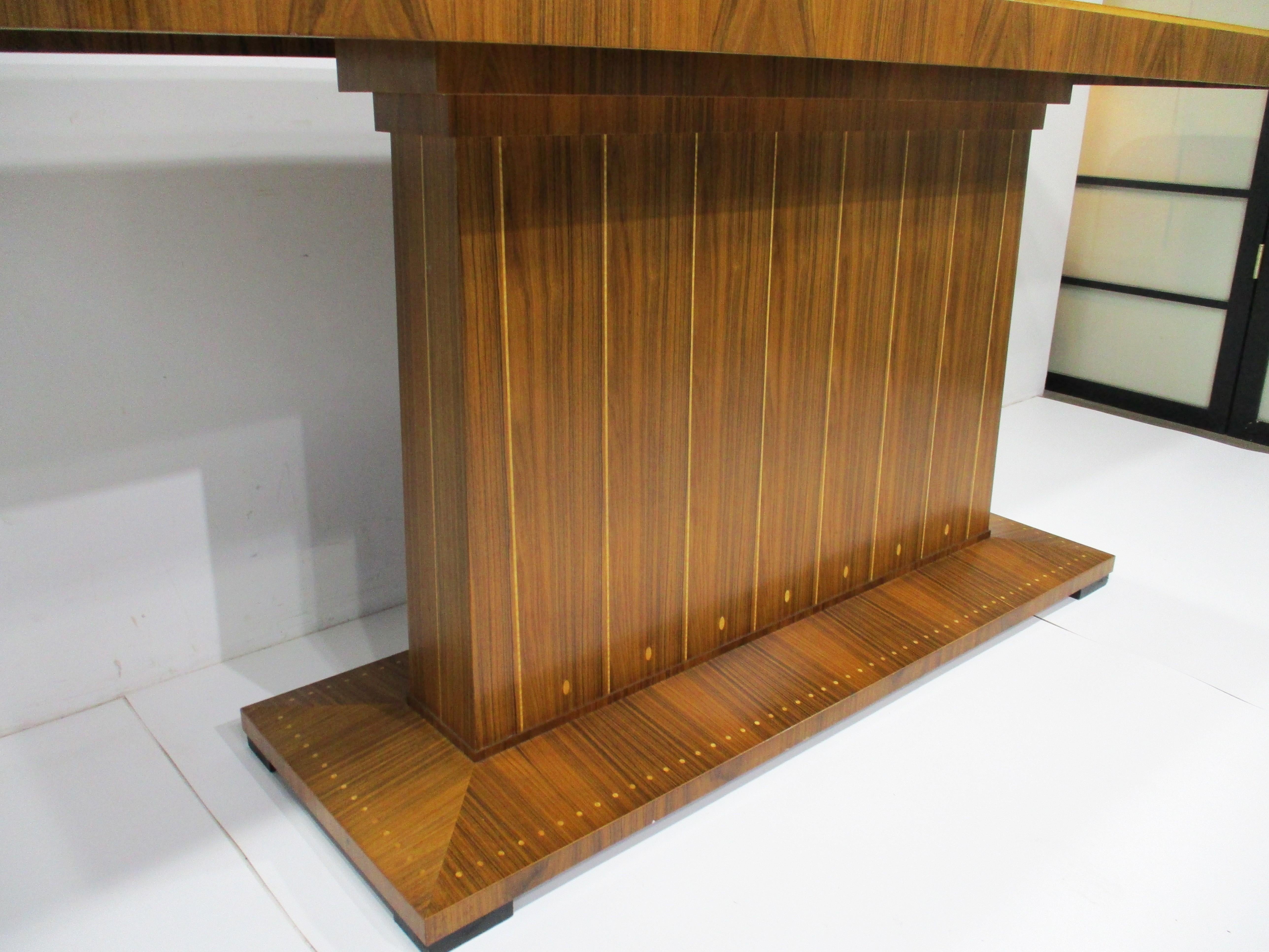 Mastercraft Attributed Custom Indonesian Mahogany Mid Century Inlay Bar For Sale 4